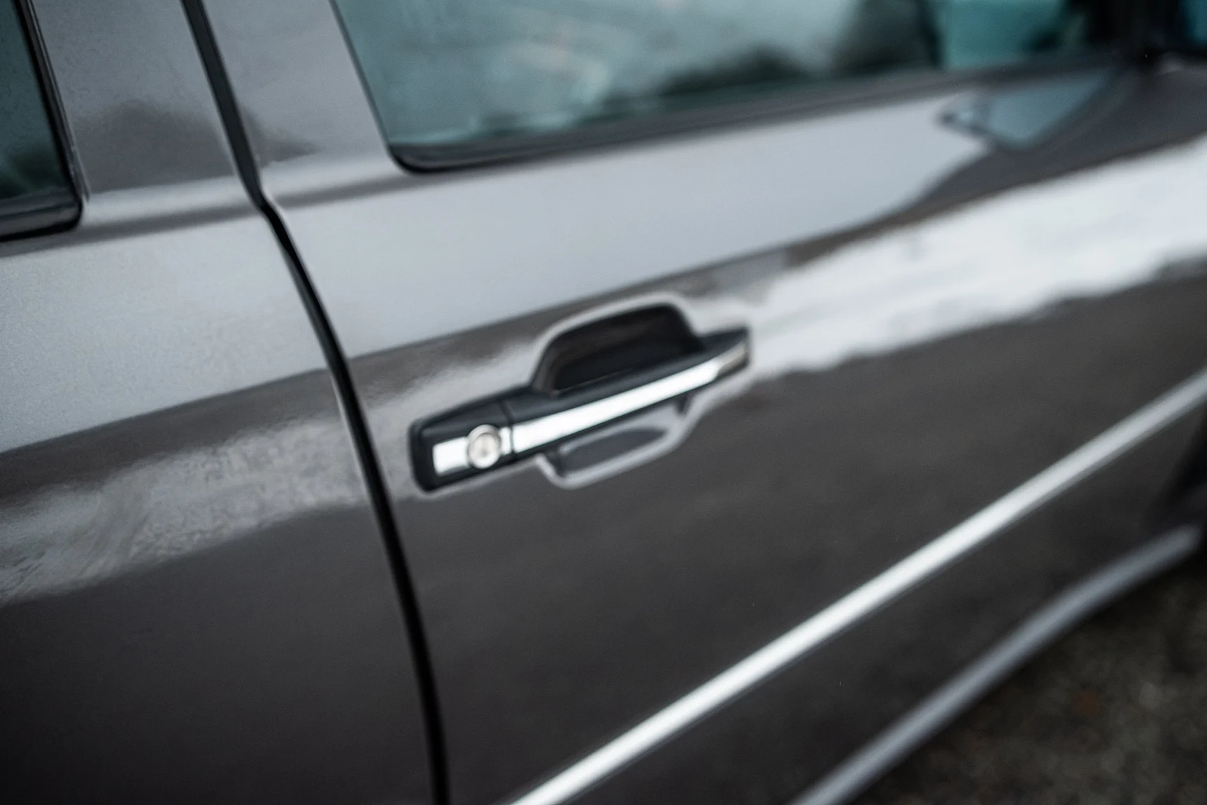 Exterior image of 1993 Mercedes-Benz E 320 "AMG" (38)