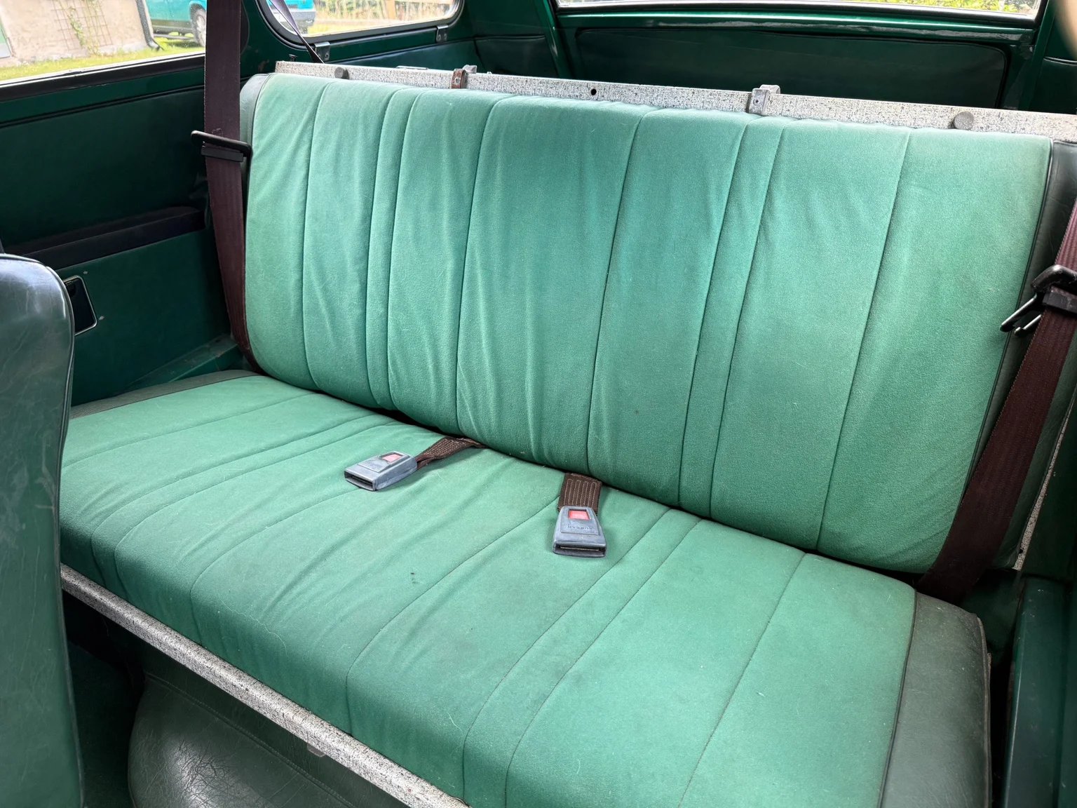 Innenraumfoto von 1975 Saab 95 V4 kombi - 7-sits (25)