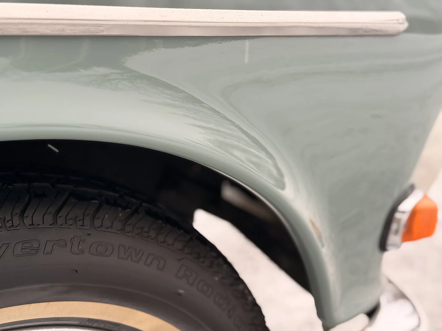 Exteriörbild på 1968 Volvo Amazon 121 P220 (62)