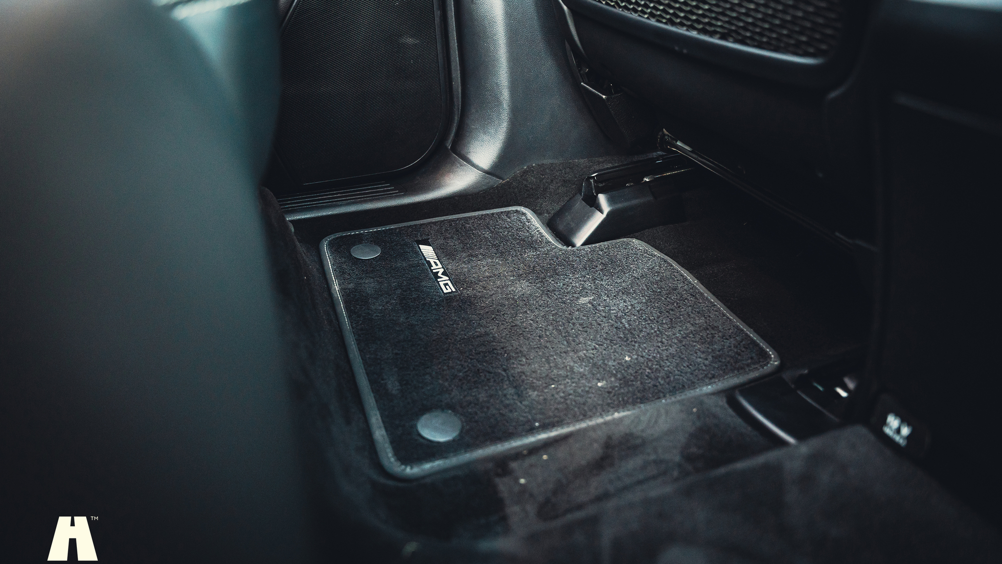 Innenraumfoto von 2017 Mercedes-Benz GLS 63 AMG (83)