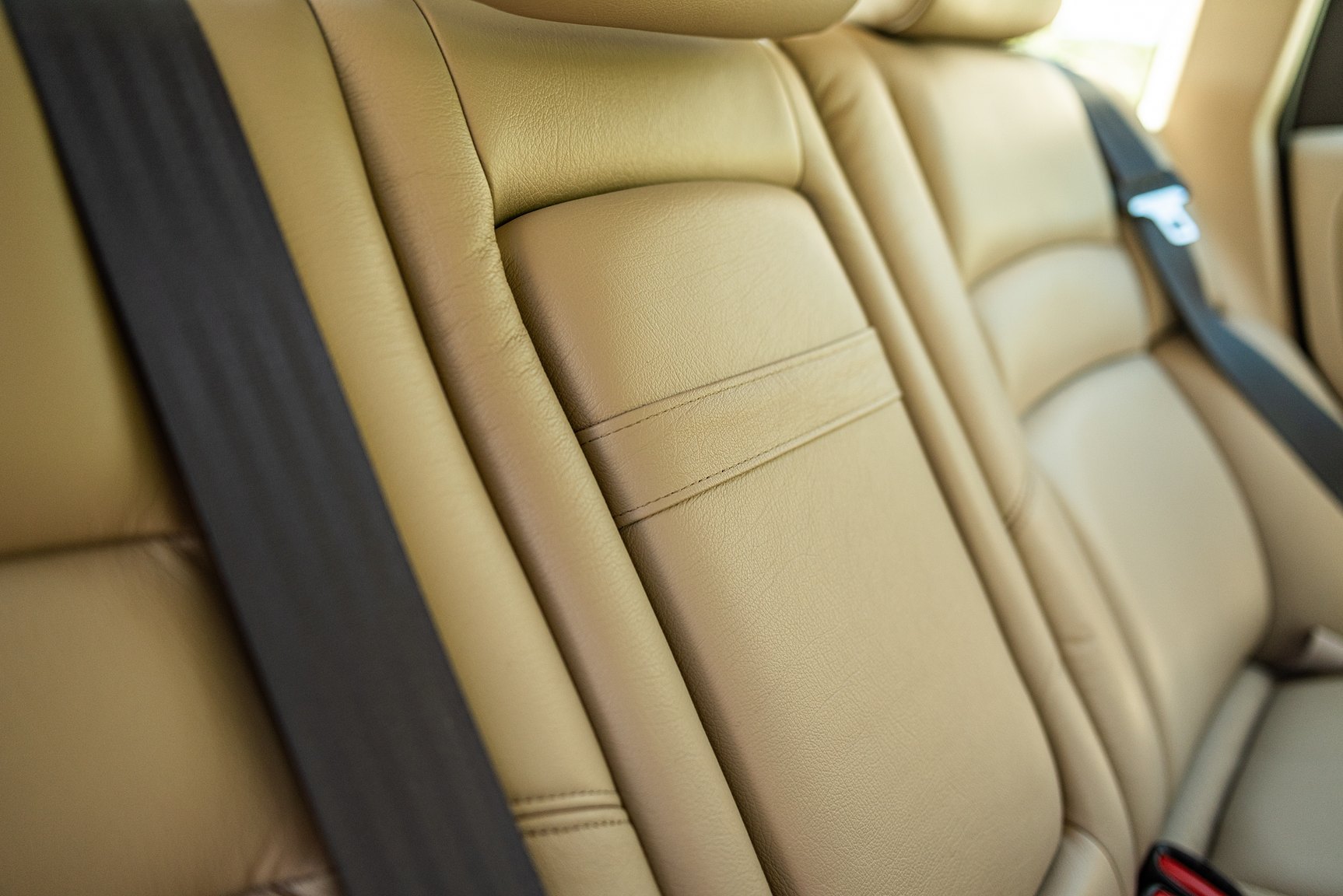 Interior image of 2000 Volvo V70 XC 2.4 T AWD 