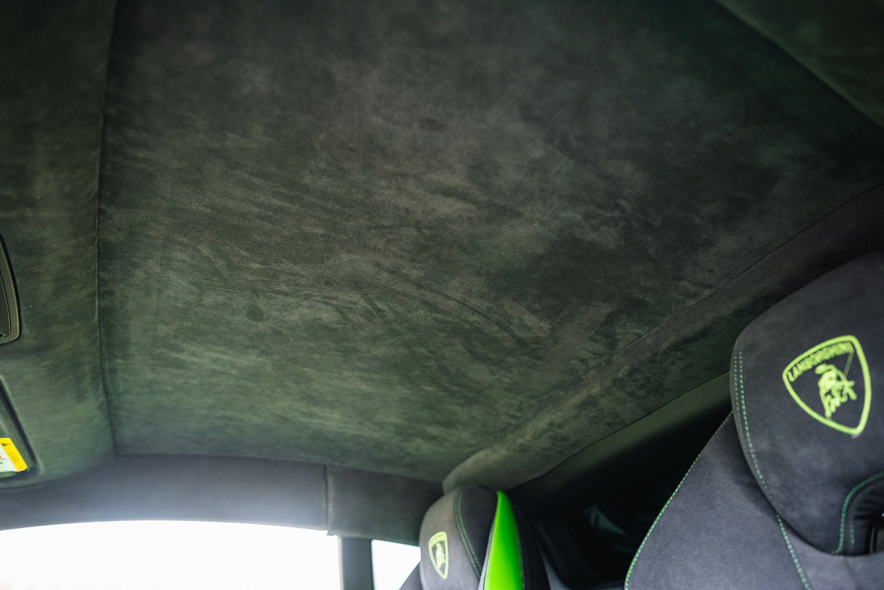 Innenraumfoto von 2016 Lamborghini Huracan LP-610-4