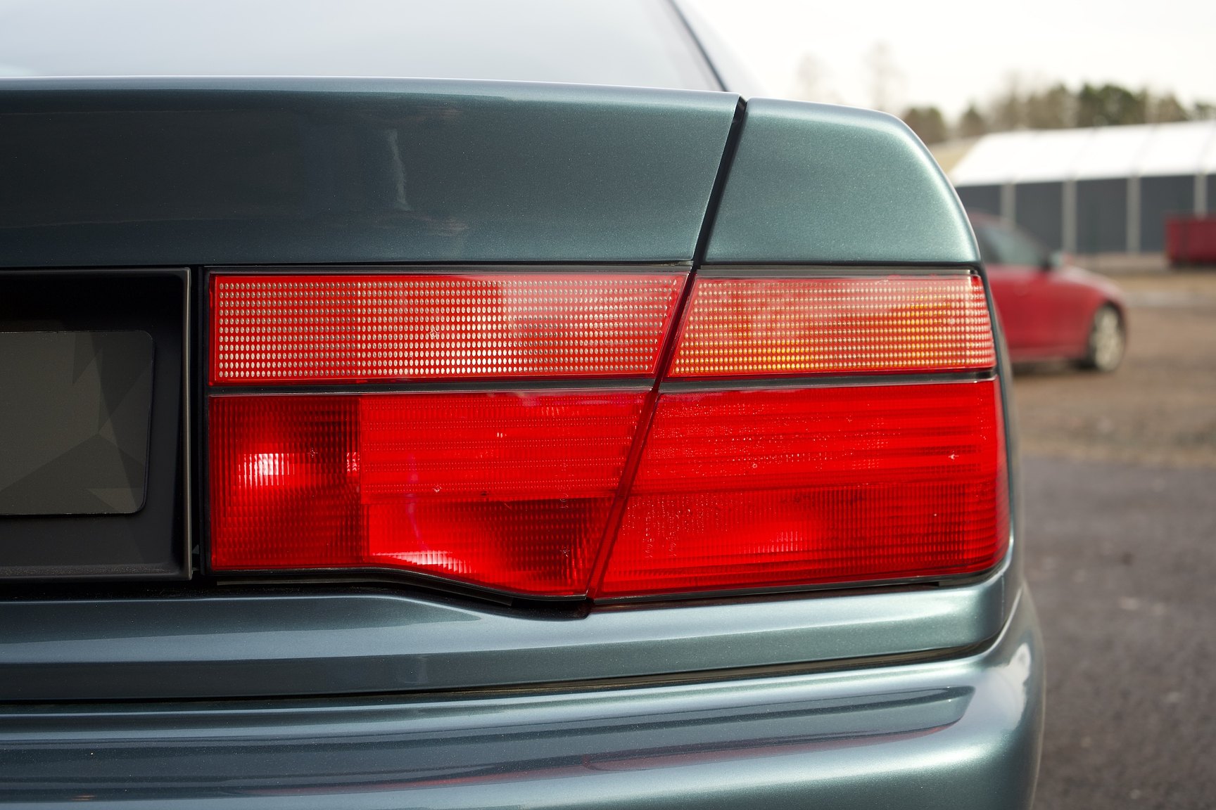 Exteriörbild på 1992 BMW 850i 6-speed manual - NO RESERVE