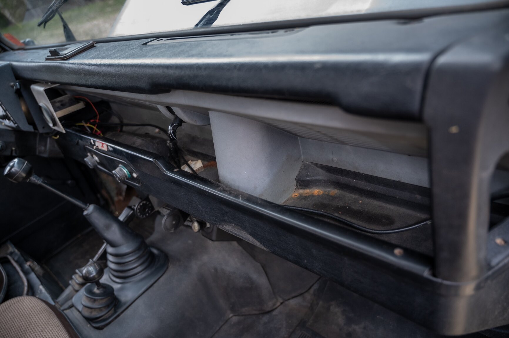 Interior image of 1986 Land Rover 90 2.5D