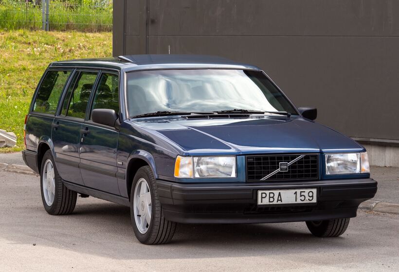 1990 Volvo 745 Turbo