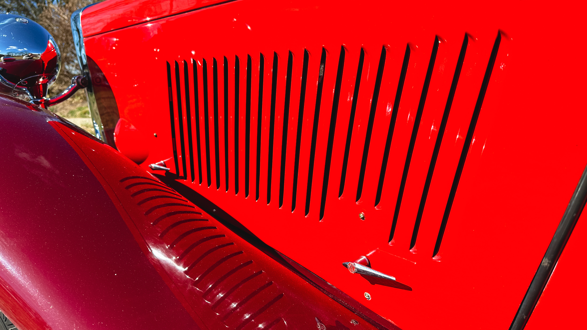 Exterior image of 1951 MG TD MIDGET