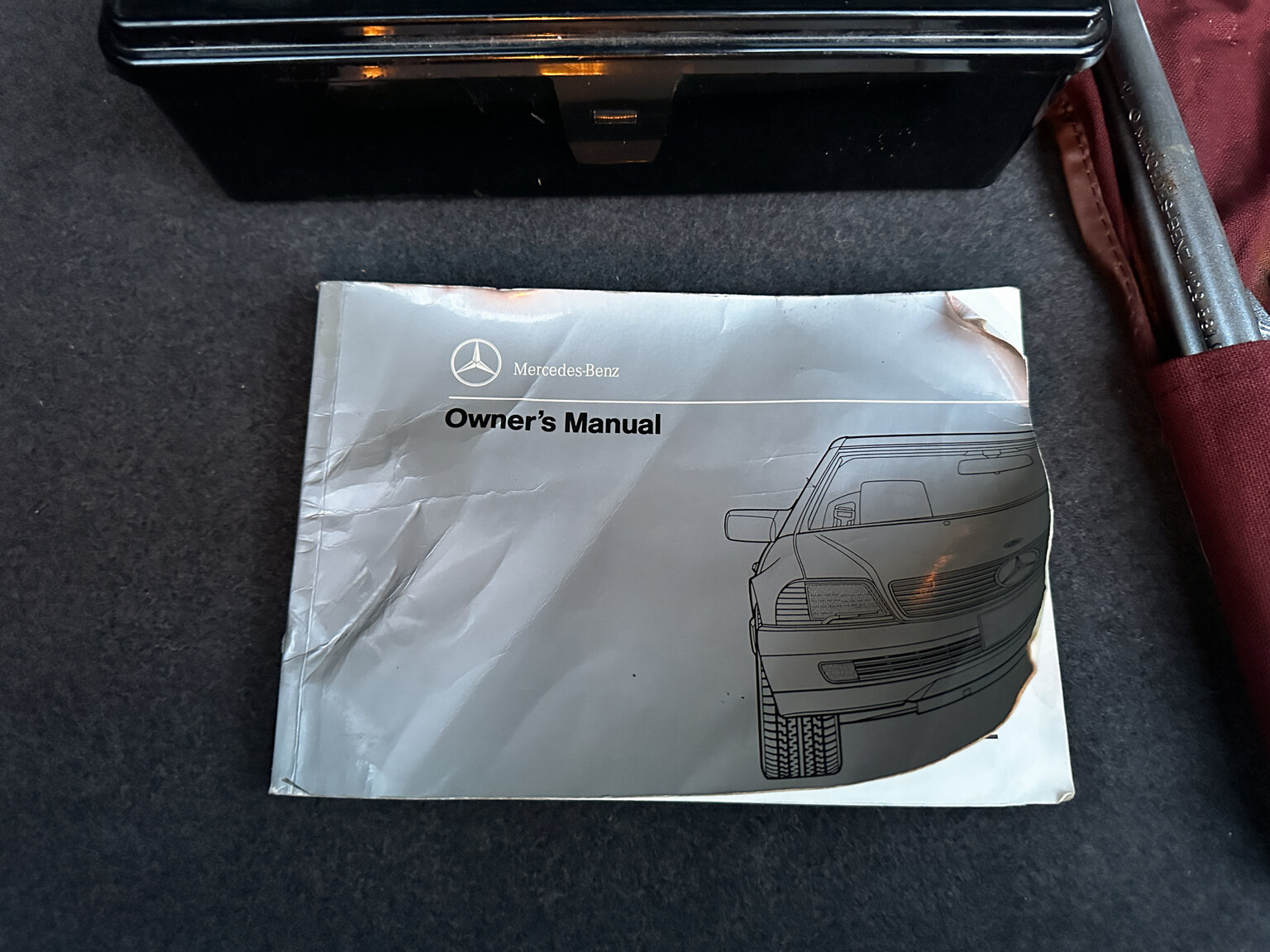 Documentation for 1990 Mercedes-Benz SL500