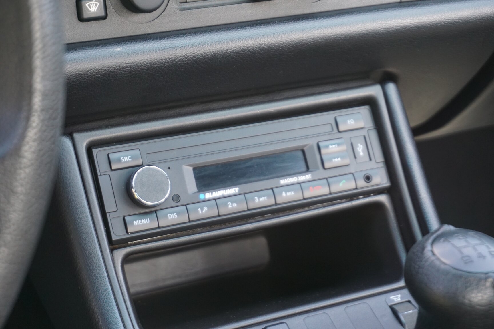 Interior image of 1985 Porsche 944 "NO RESERVE AUCTION"