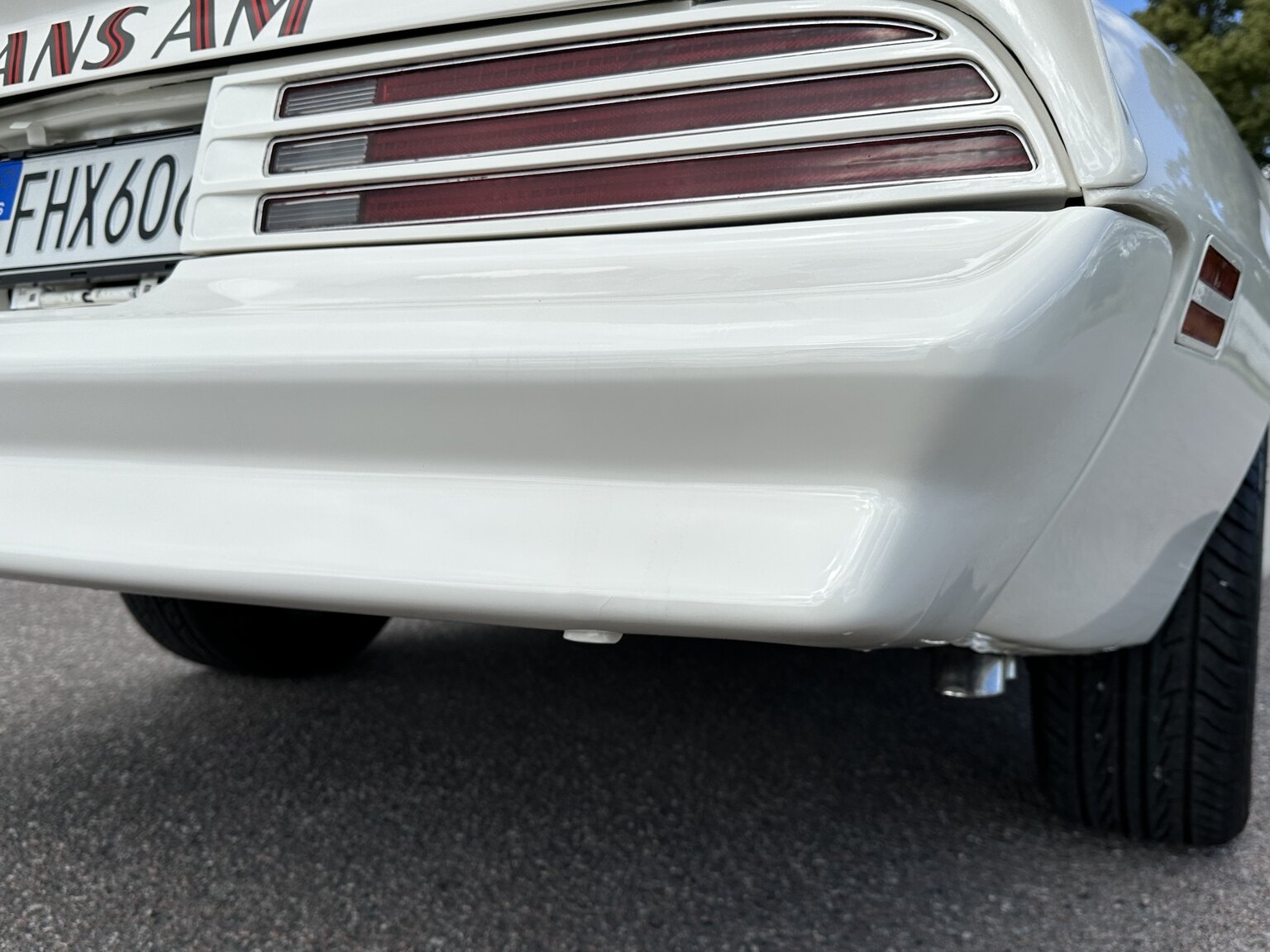 Exteriörbild på 1976 Pontiac Firebird Trans Am