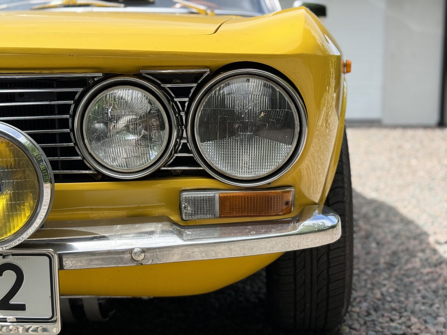 Exterior image of 1974 Alfa Romeo GT 1600 Junior