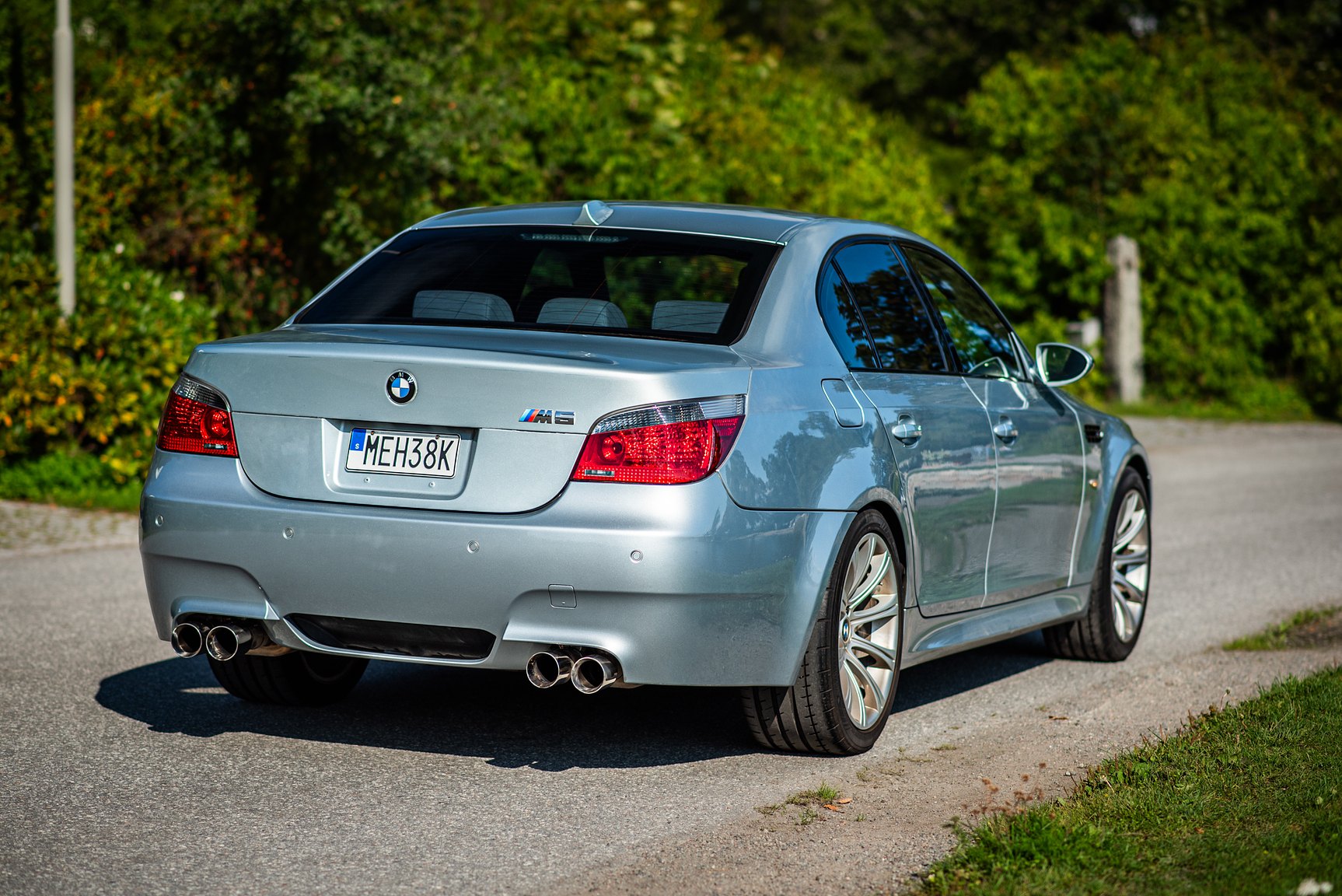 Exterior image of 2006 BMW E60 M5