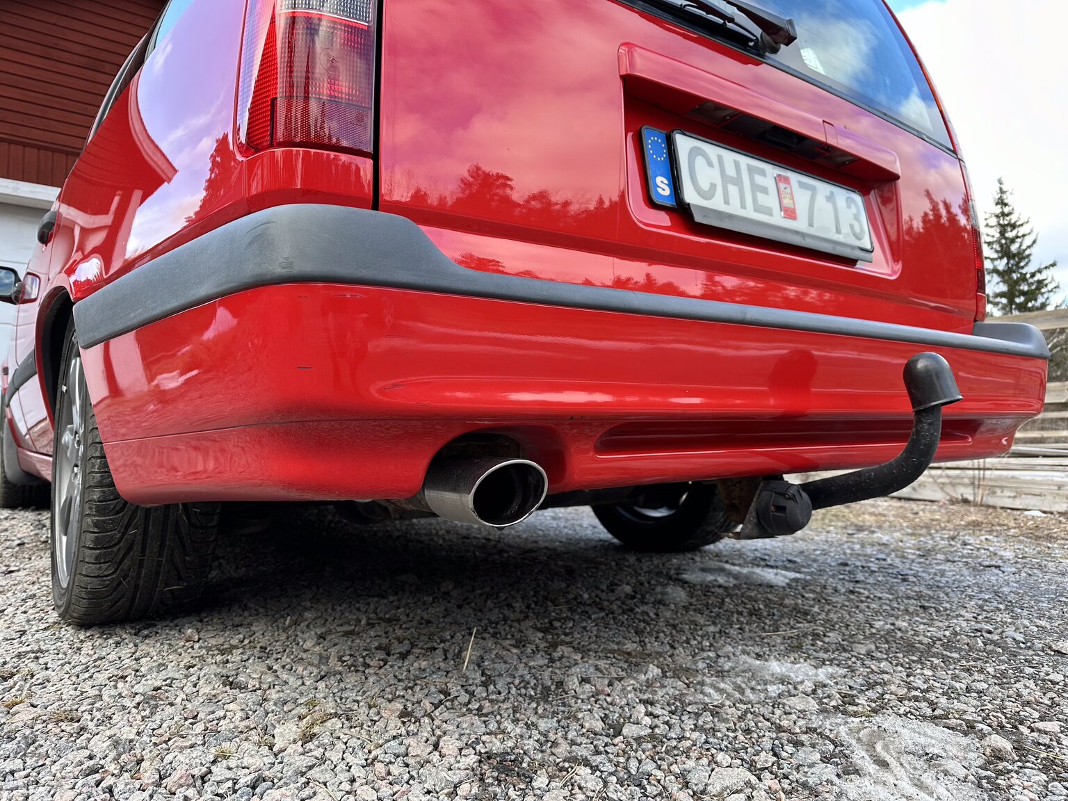 Exteriörbild på 1997 Volvo 850 R