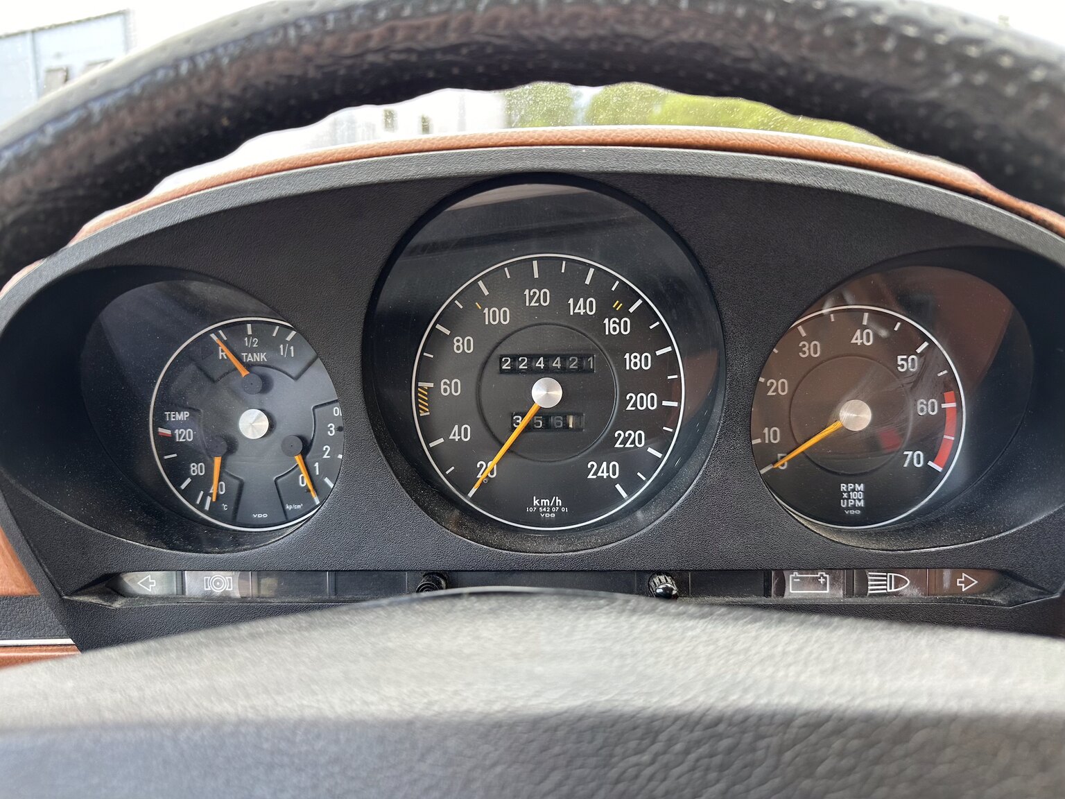 Interiörbild 1974 Mercedes benz 450 SL