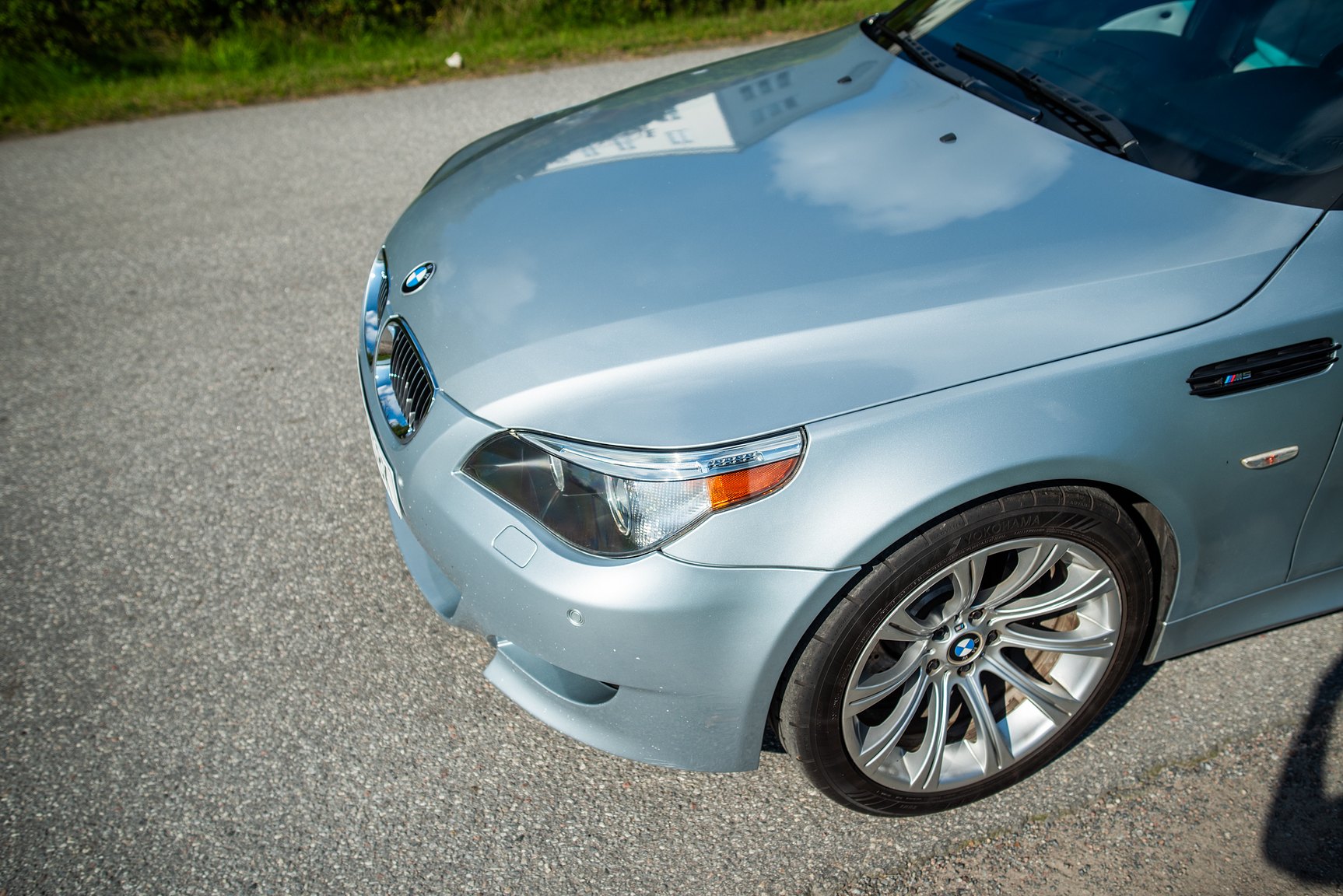 Exterior image of 2006 BMW E60 M5