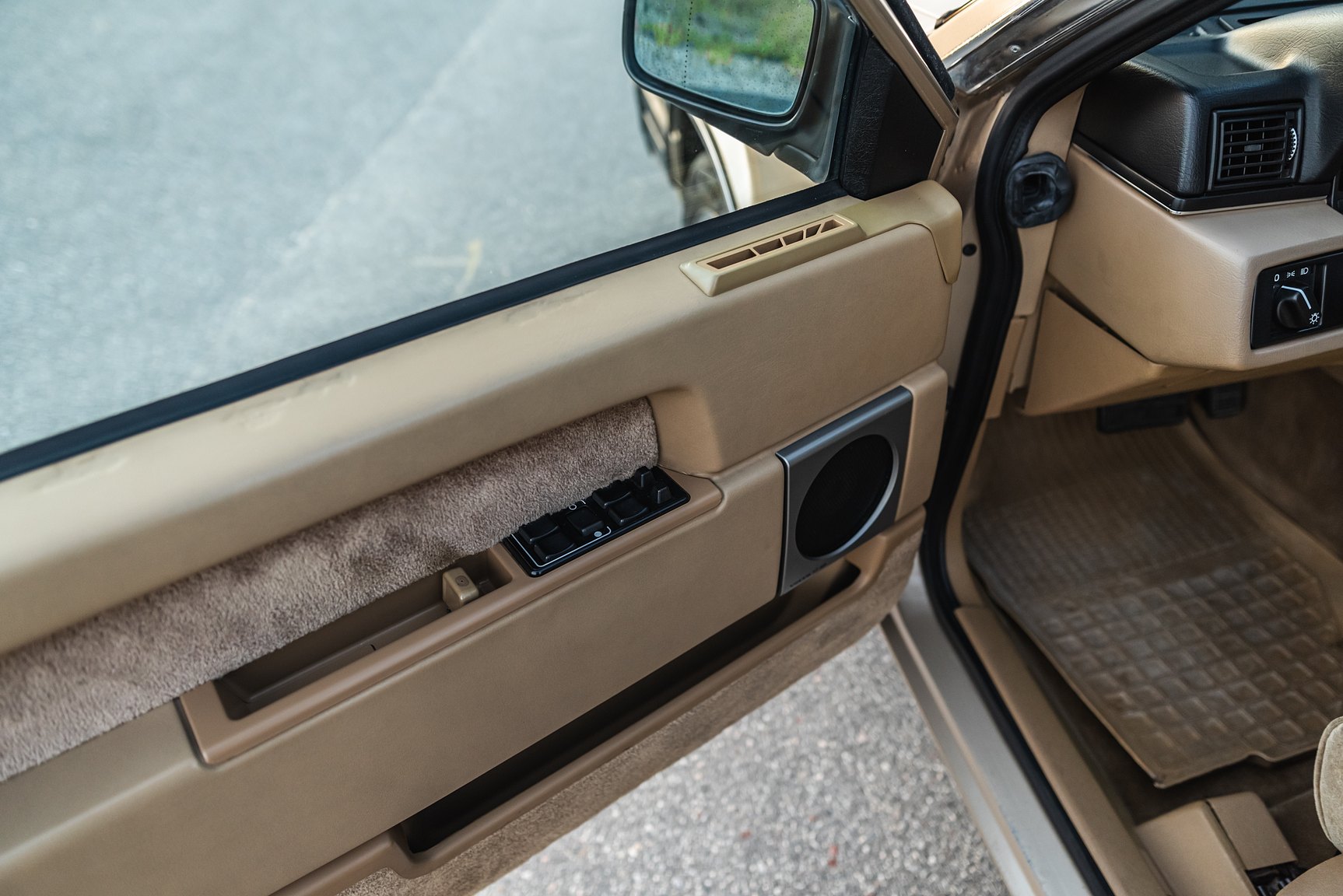 Innenraumfoto von 1986 Volvo 760 GLE 2.8 V6 Automatisk