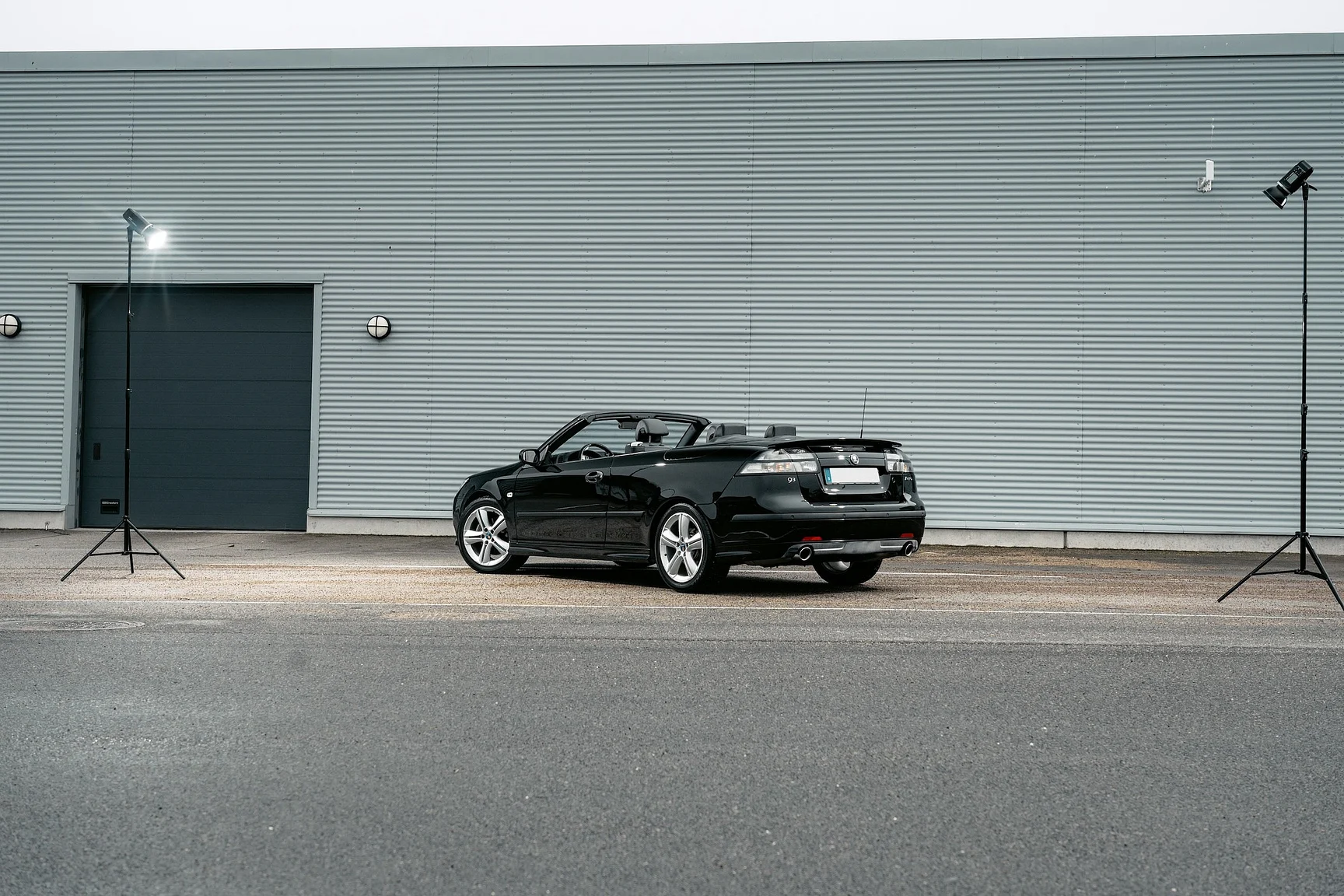 Exterior image of 2004 SAAB 9-3 Aero 2.0T Cabriolet (61)