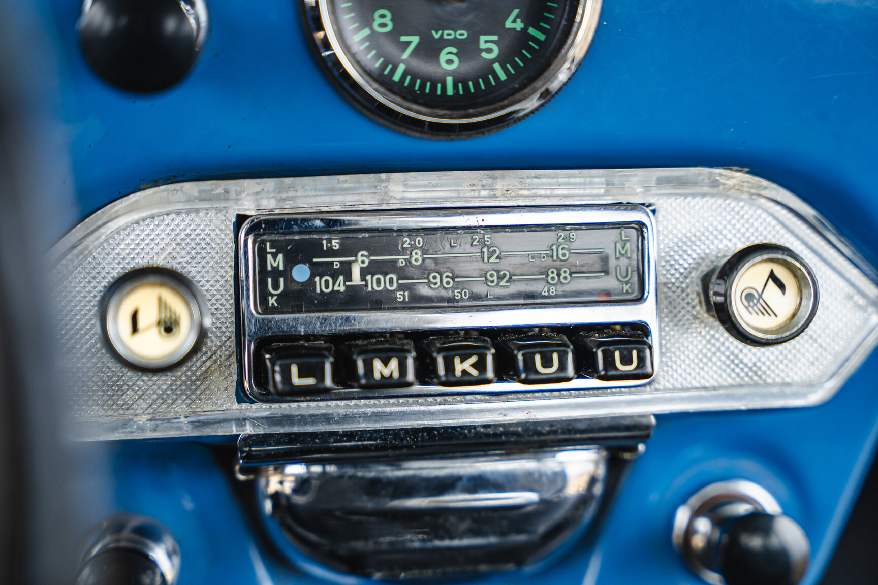 Interior image of 1964 Porsche 356 C