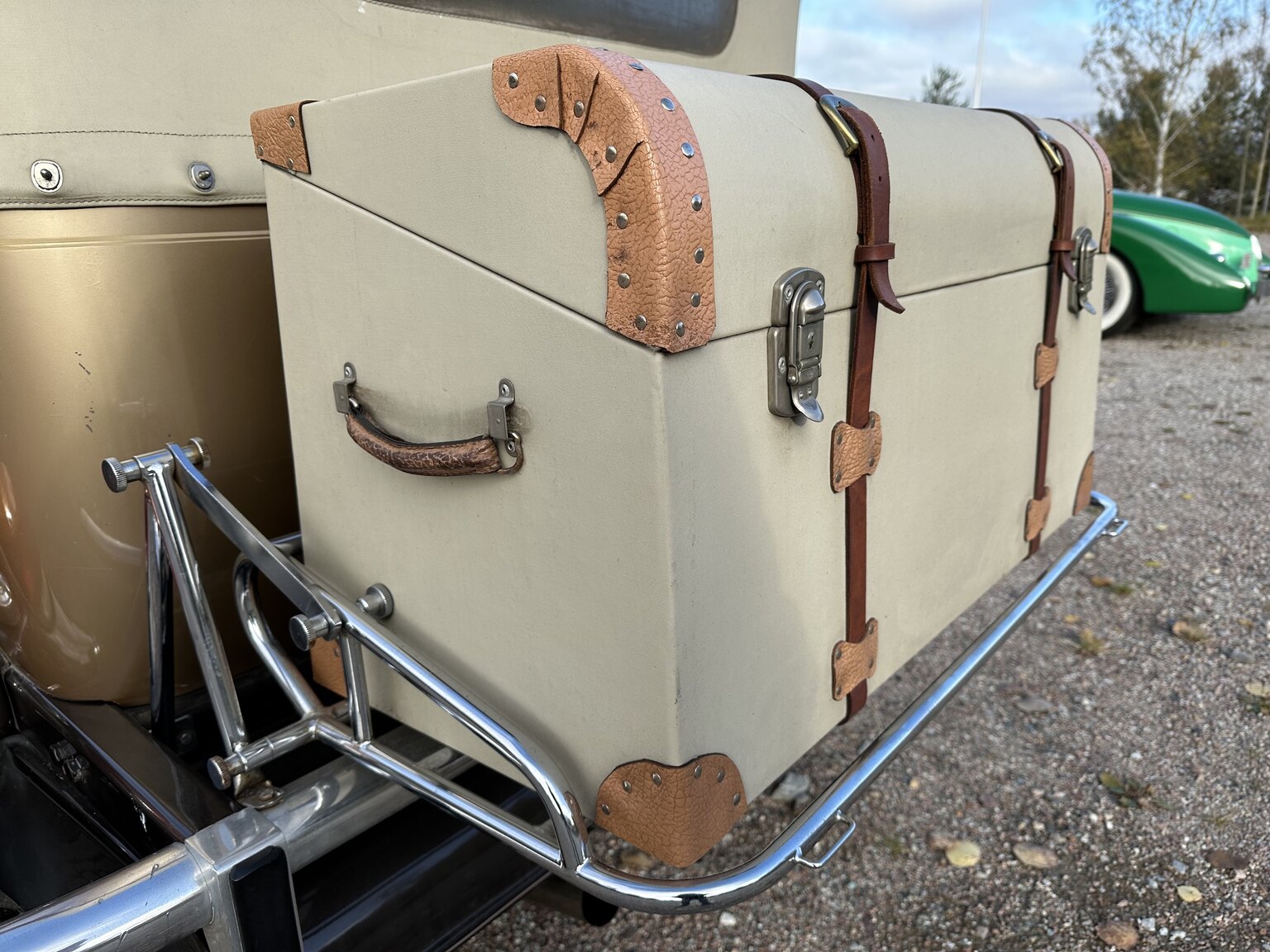 Exterior image of 1975 Excalibur Phaeton series III  (45)