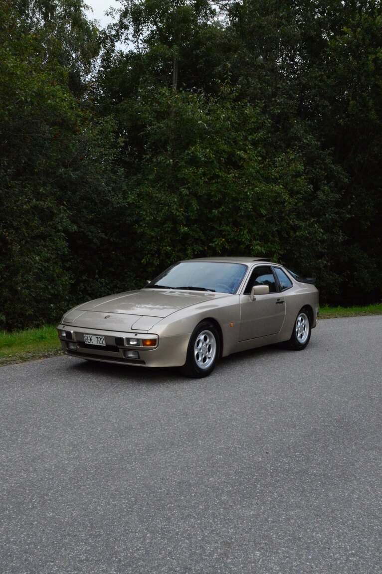 Exteriörbild på 1986 Porsche 944 Coupé