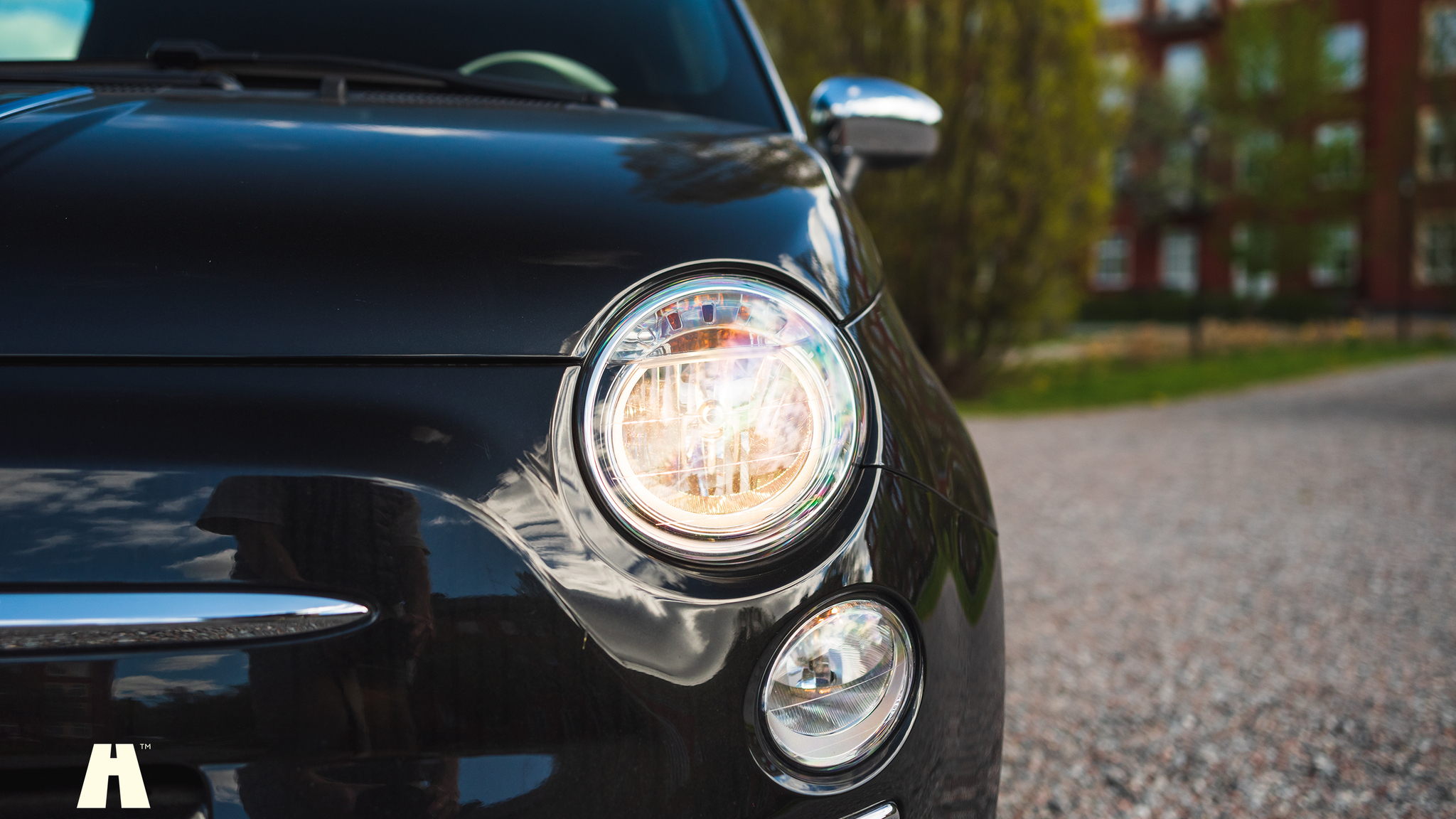Exterior image of 2012 FIAT 500 GUCCI