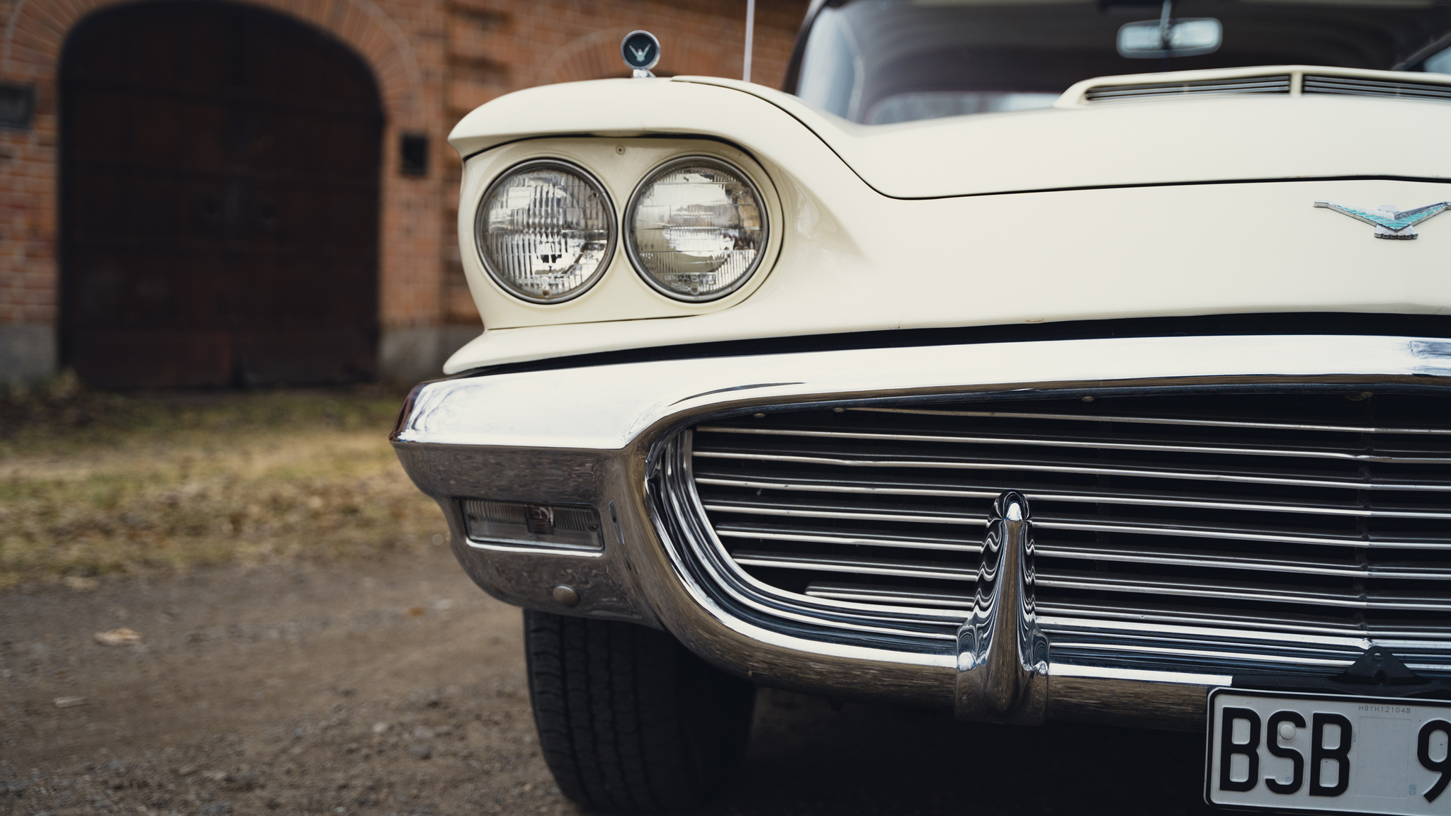 Exterior image of 1959 Ford Thunderbird hardtop