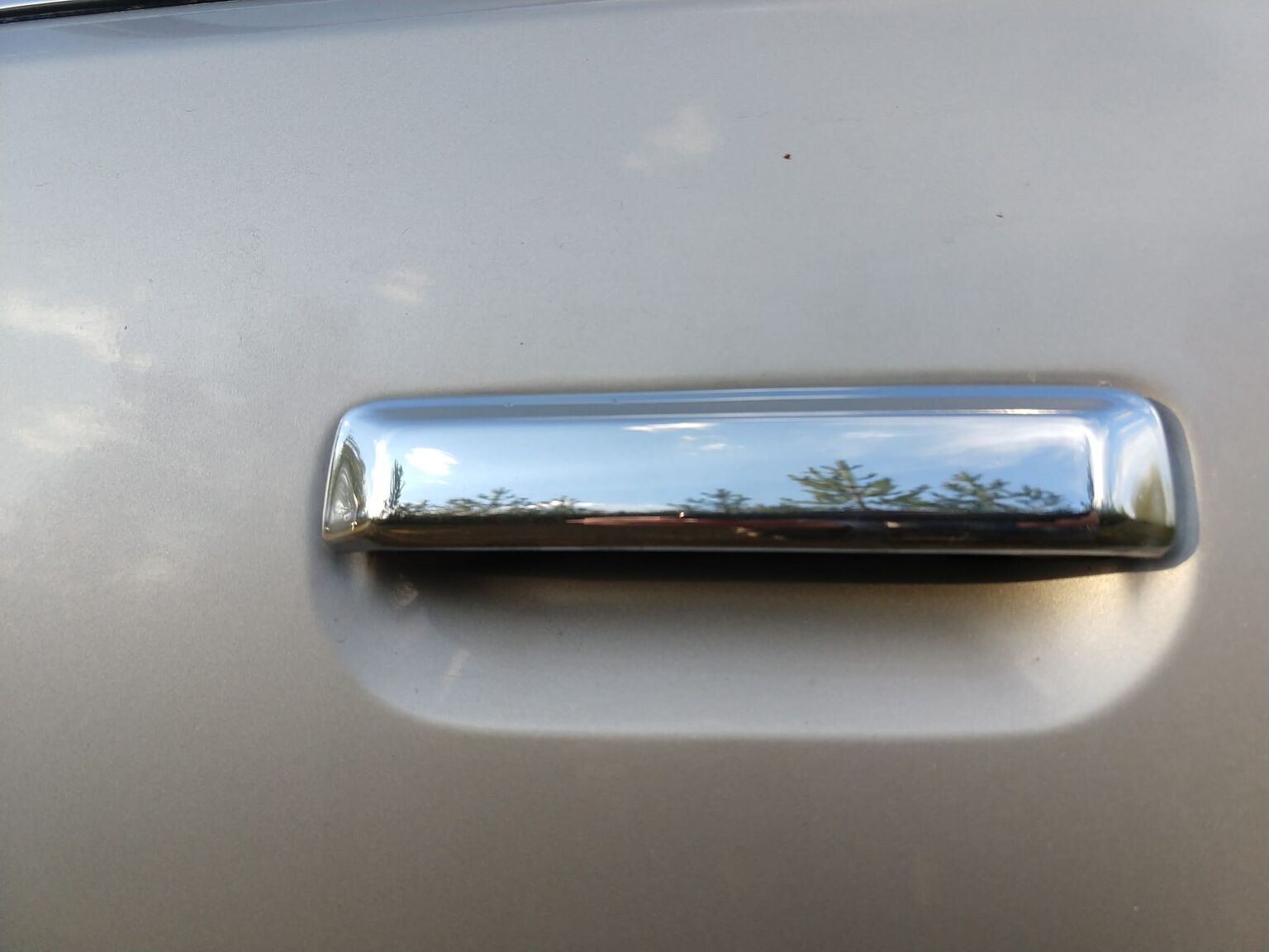 Exteriörbild på 1983 Datsun Laurel