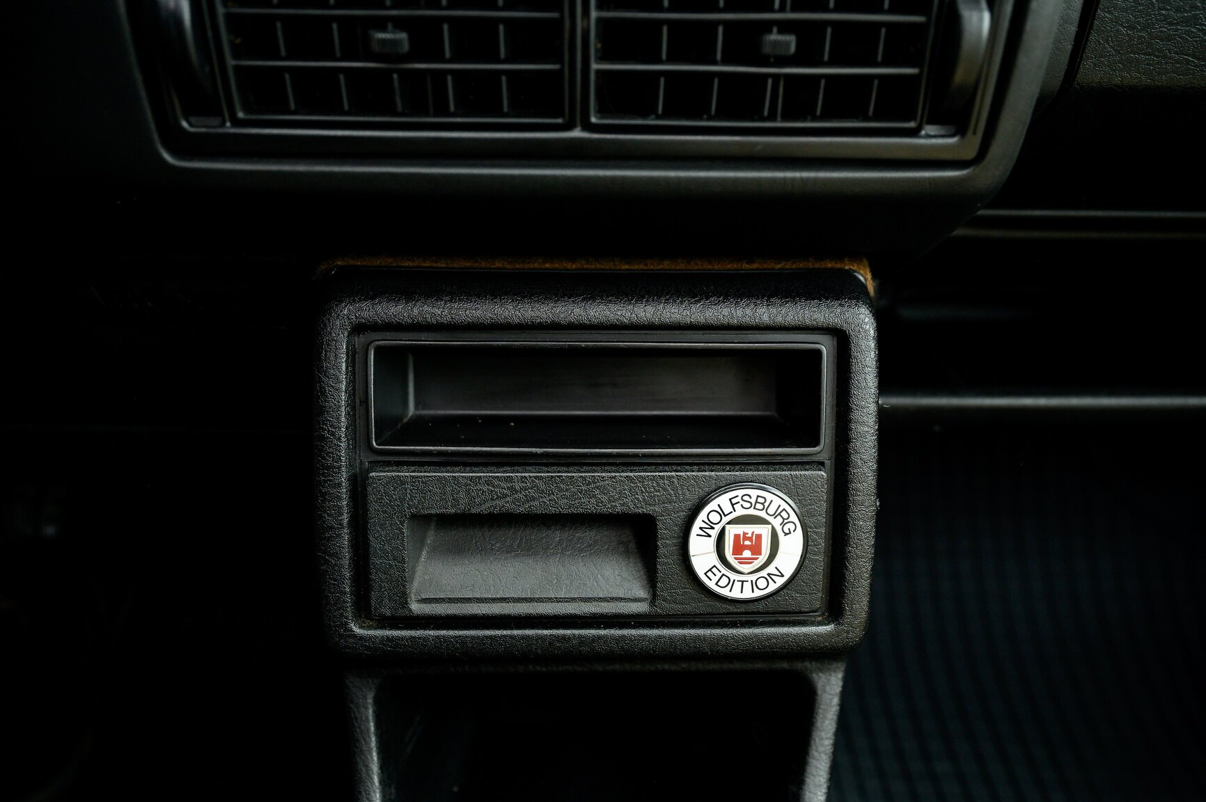 Innenraumfoto von 1991 Volkswagen Golf Country Chrome Edition (12)