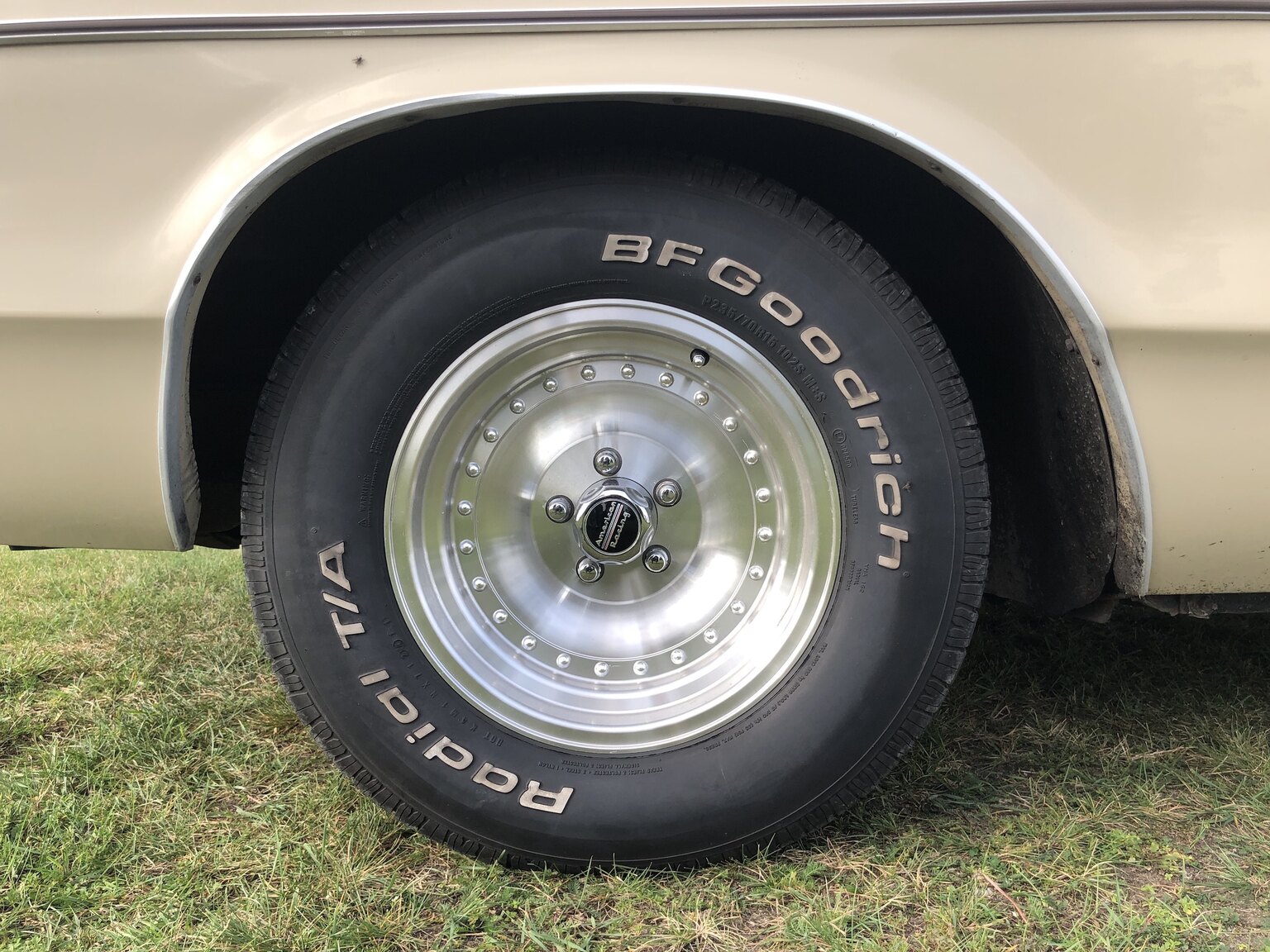 Exterior image of 1972 Dodge Polara Custom
