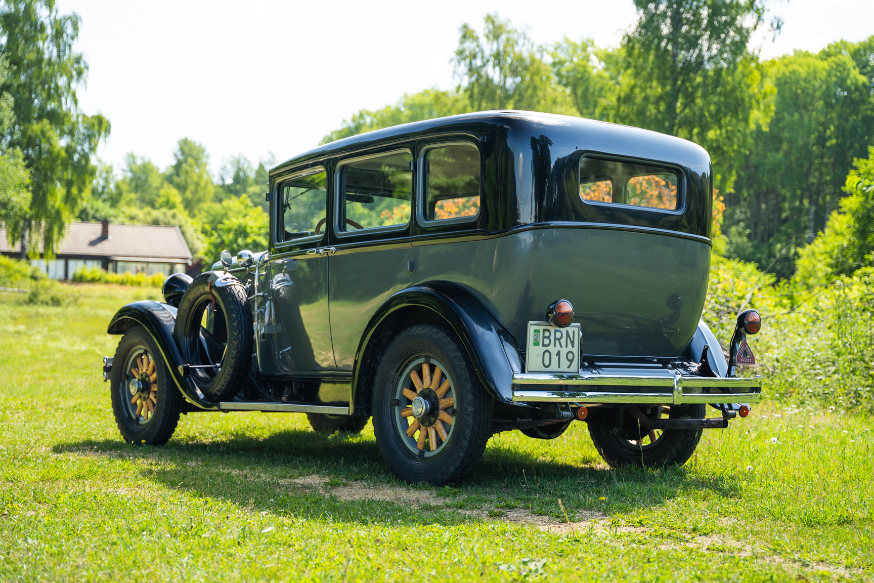 Exteriörbild på 1929 Dodge Brother Six (5)