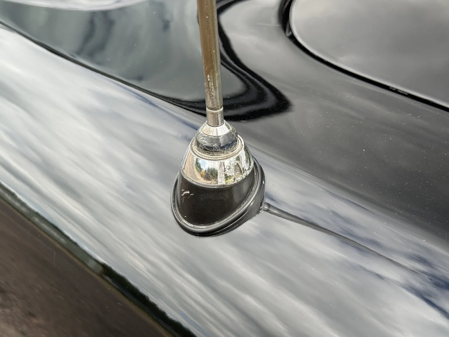 Exteriörbild på 1957 Ford Thunderbird (60)