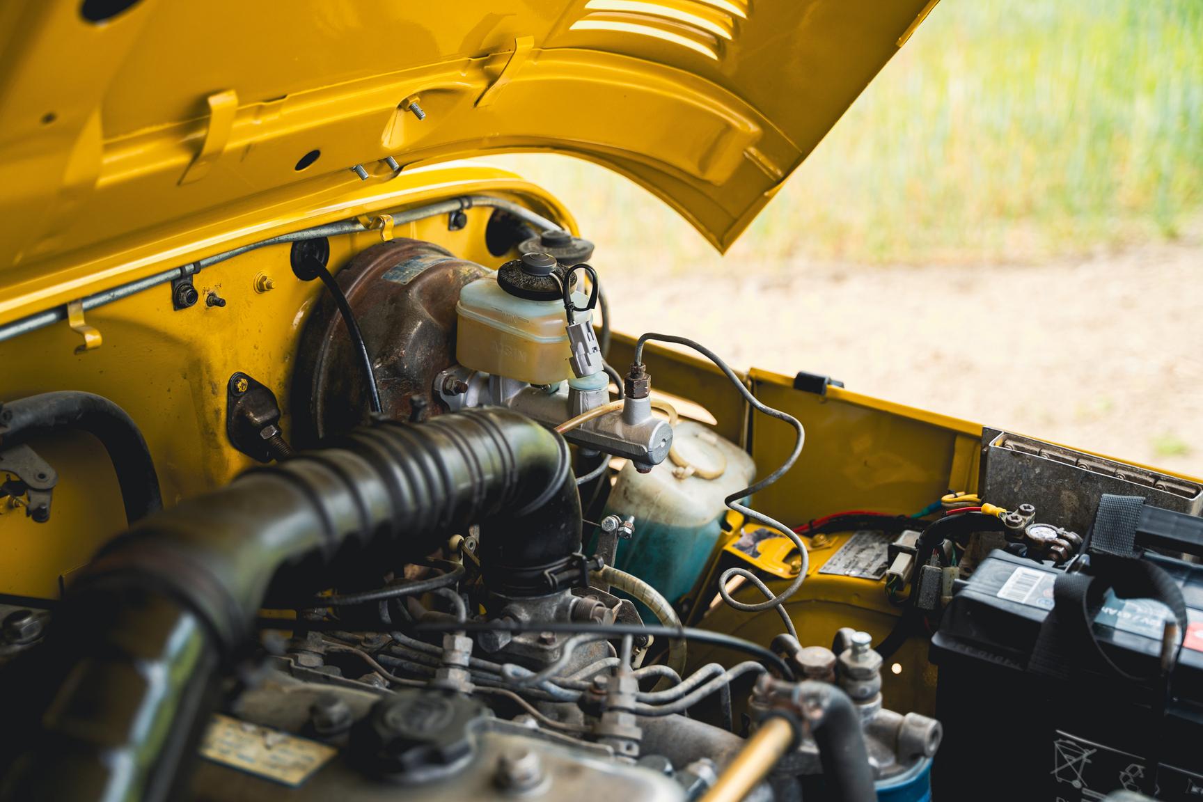Image of 1976 Toyota Land Cruiser BJ40 mechanics