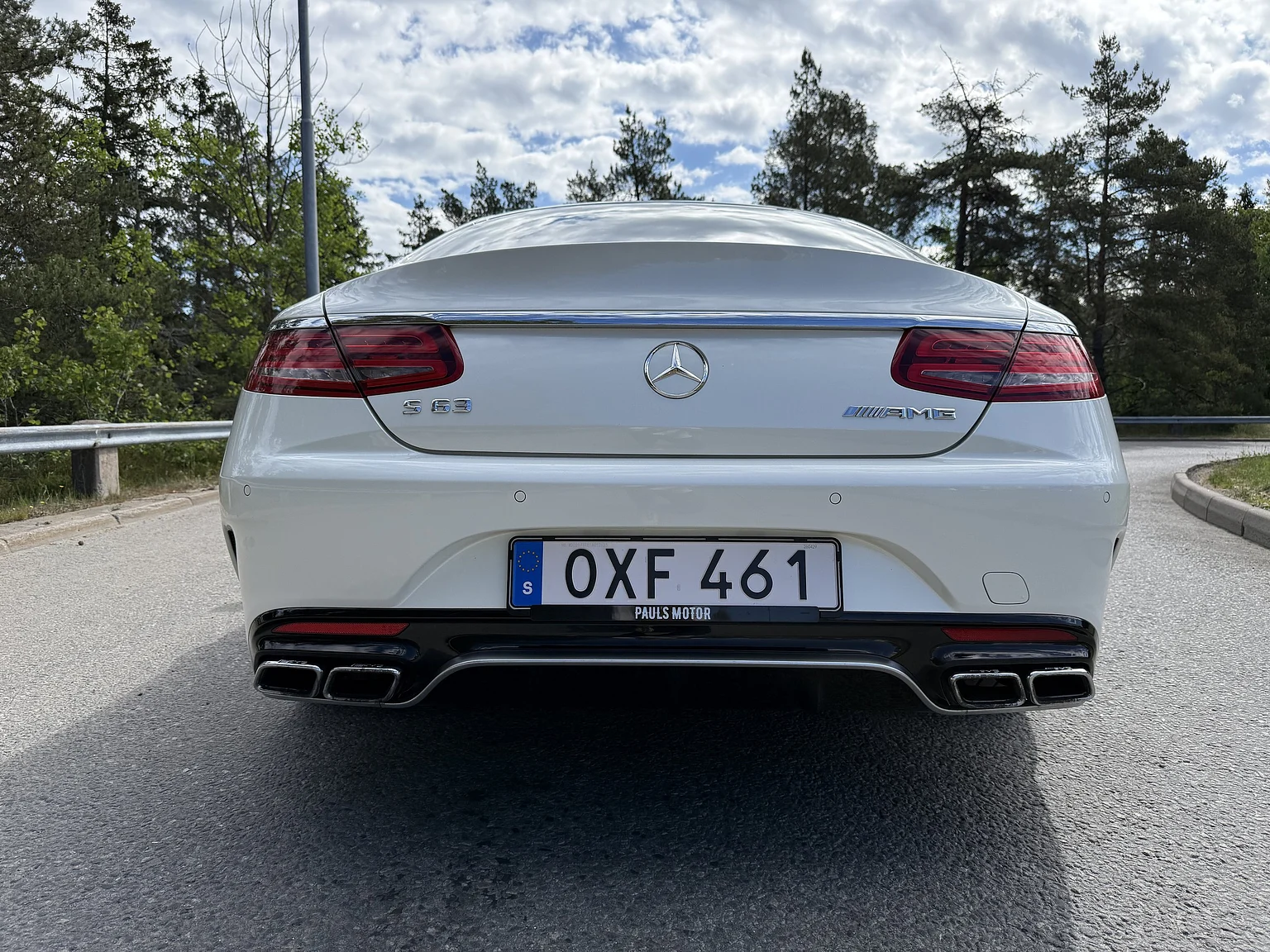 Aussenfoto 2016 Mercedes-Benz S 63 AMG 4MATIC (4)