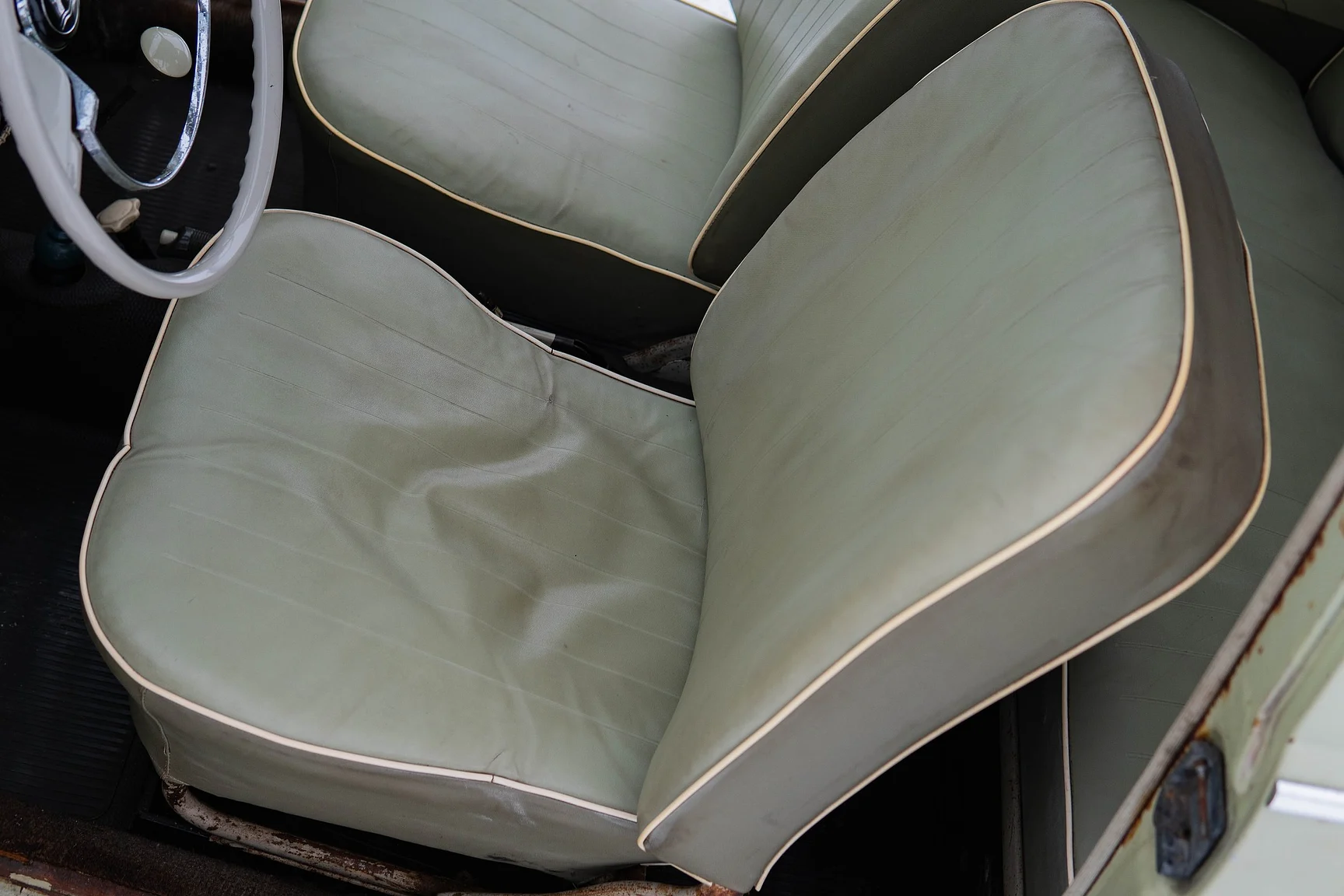 Interior image of 1959 Volkswagen 1200 (28)