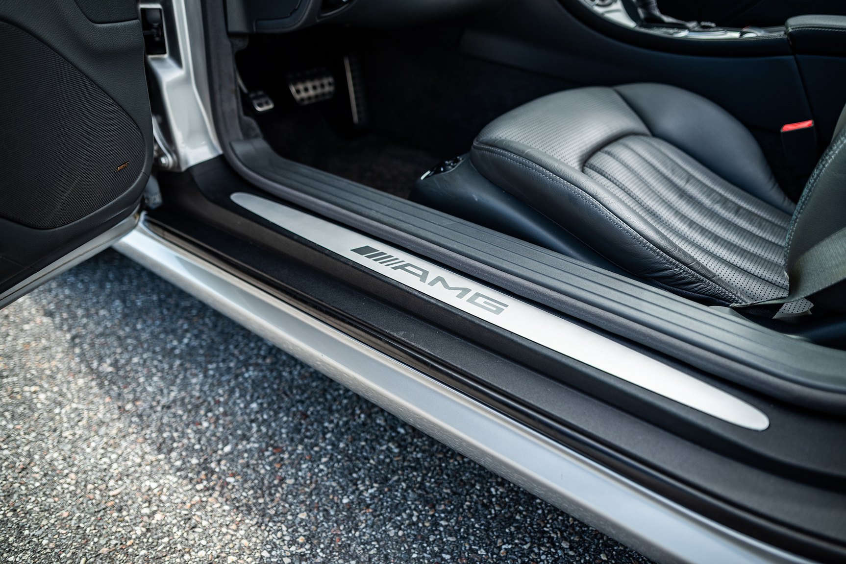 Interior image of 2002 Mercedes SL 55 AMG