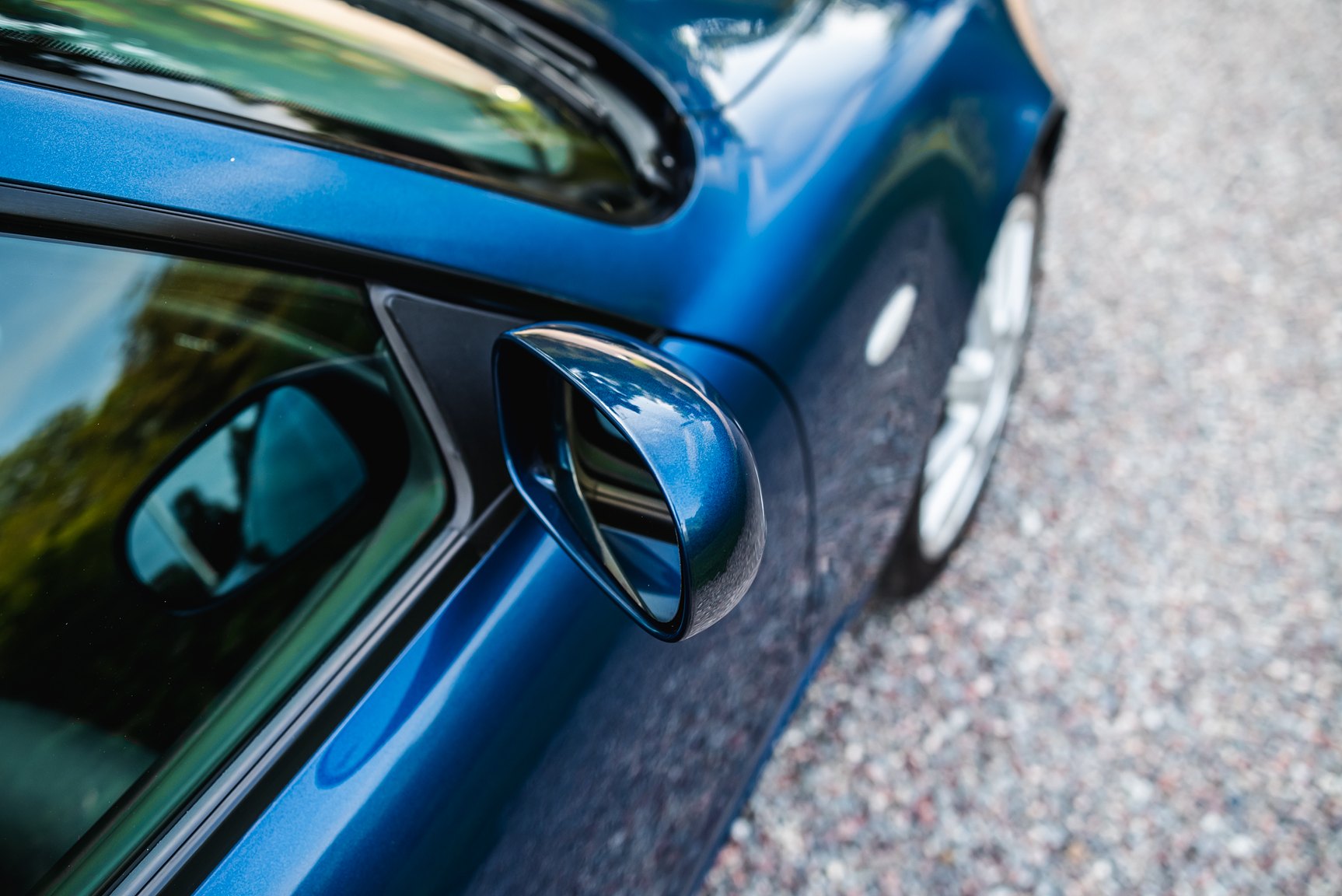 Exterior image of 2000 Maserati 3200 GT