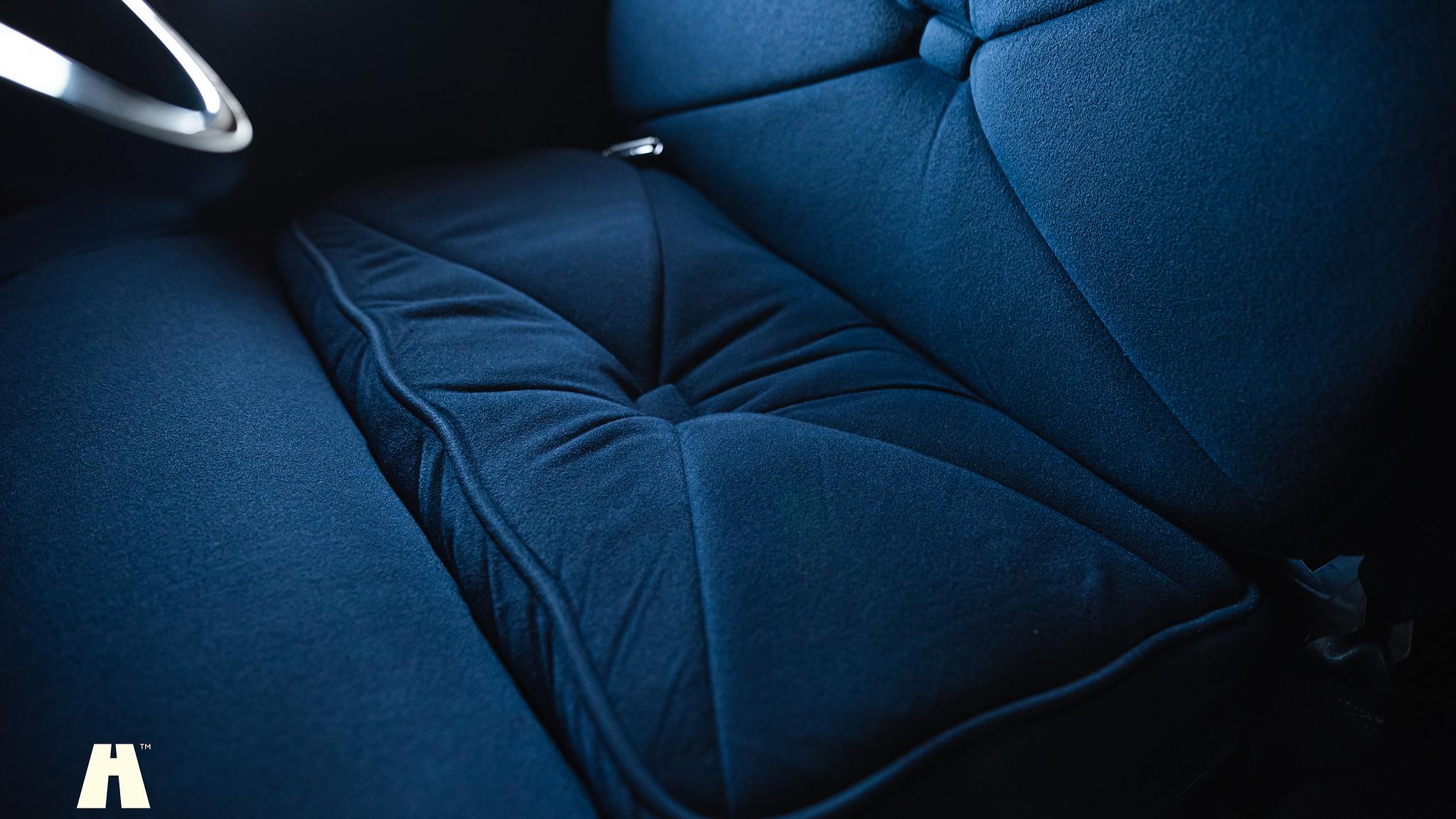 Interior image of 1979 Lincoln Continental (61)