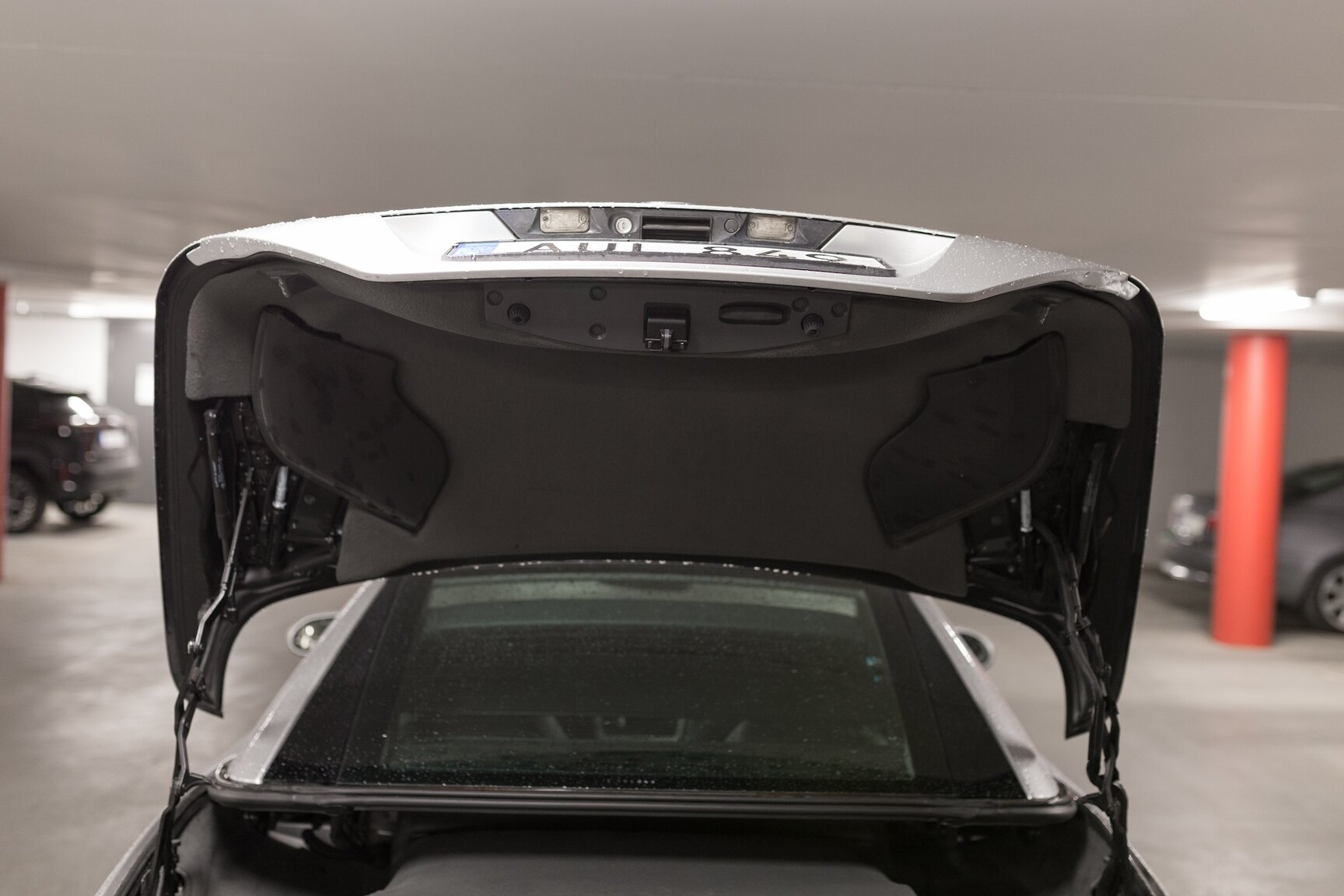 Interior image of 2002 Mercedes-Benz SL55 AMG