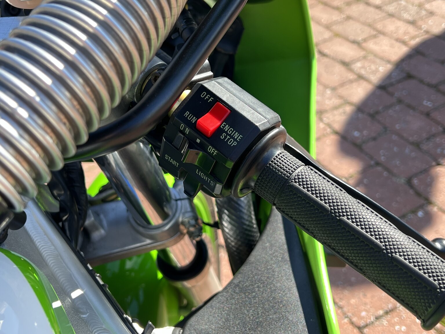 Exterior image of 1989 Kawasaki ZXR 750 H1 (54)