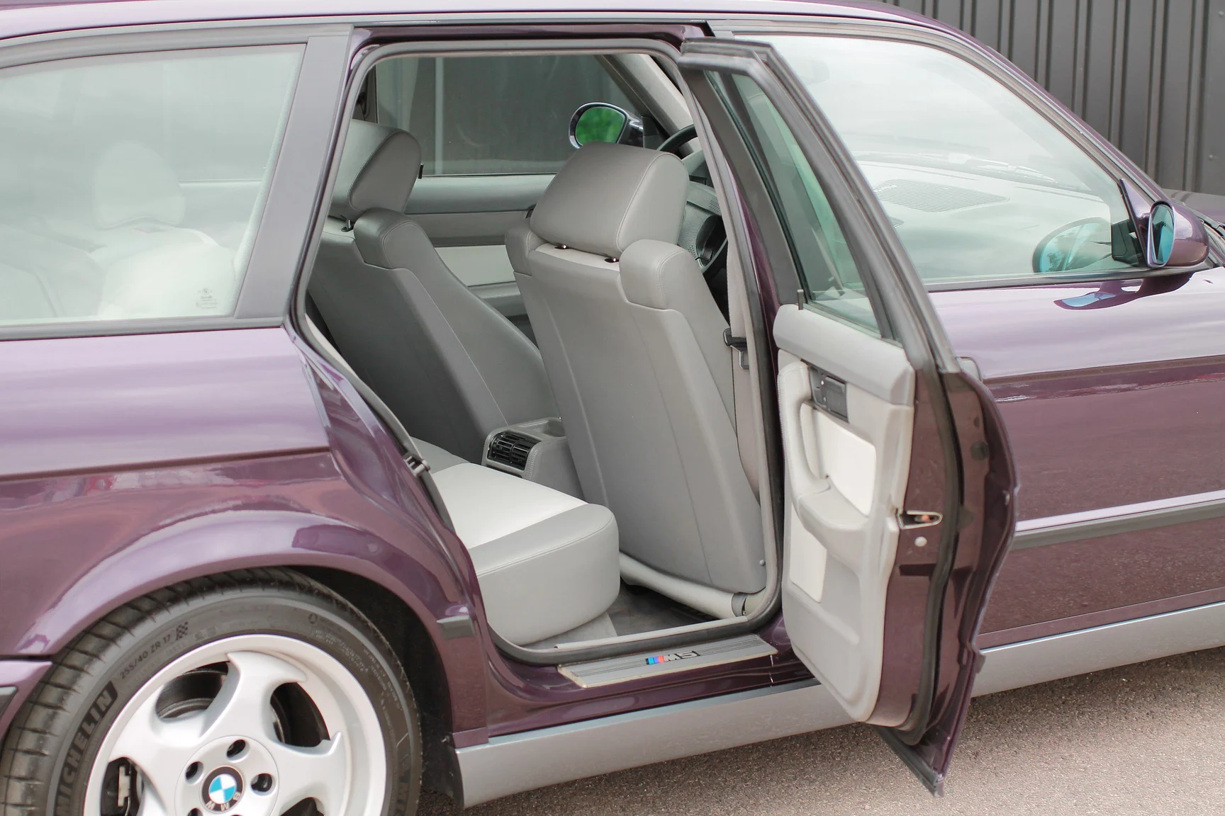 Interiörbild 1993 BMW M5 Touring 3.8 Manual (10)