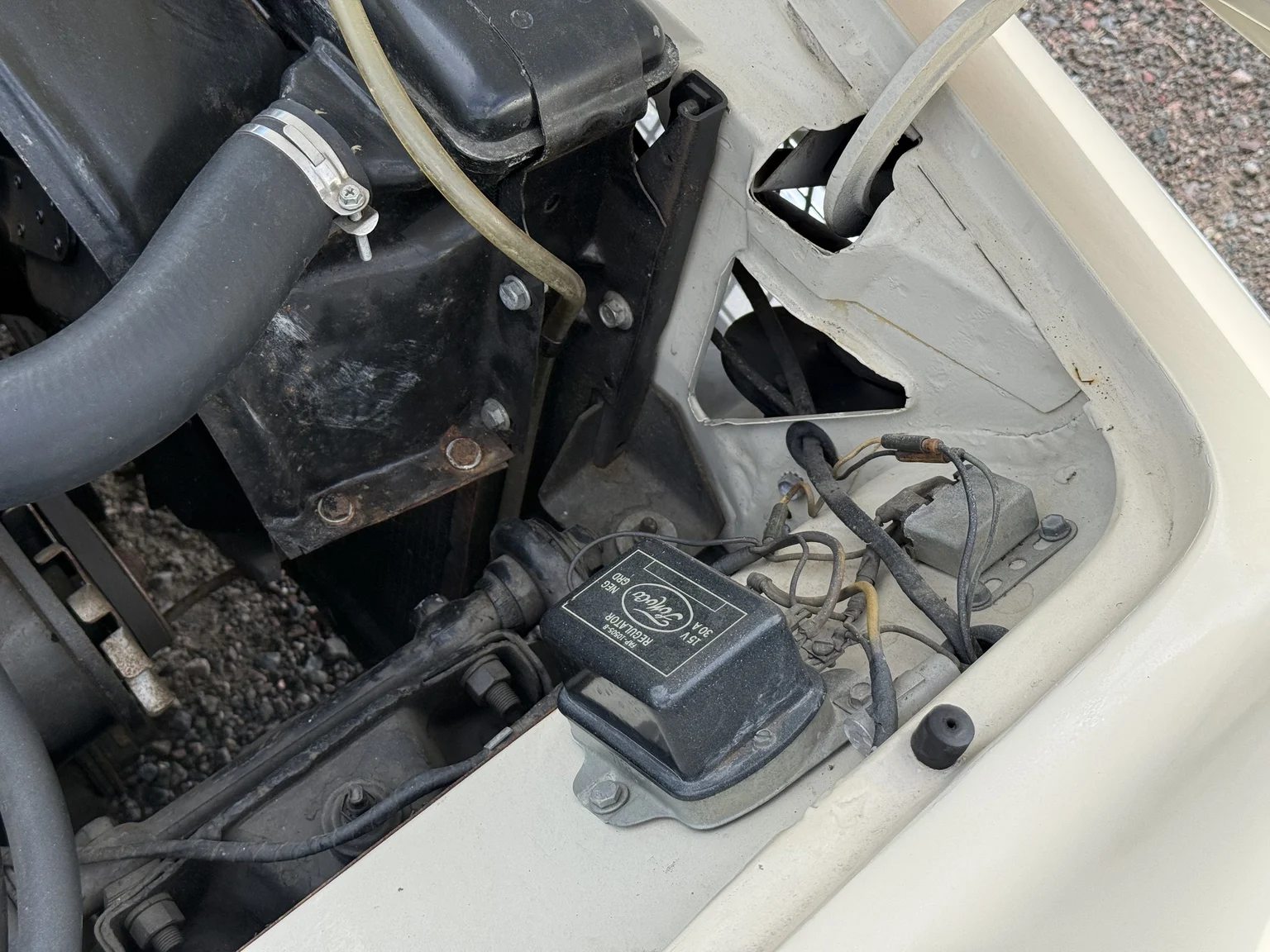 Image of 1957 Ford Thunderbird (11) mechanics