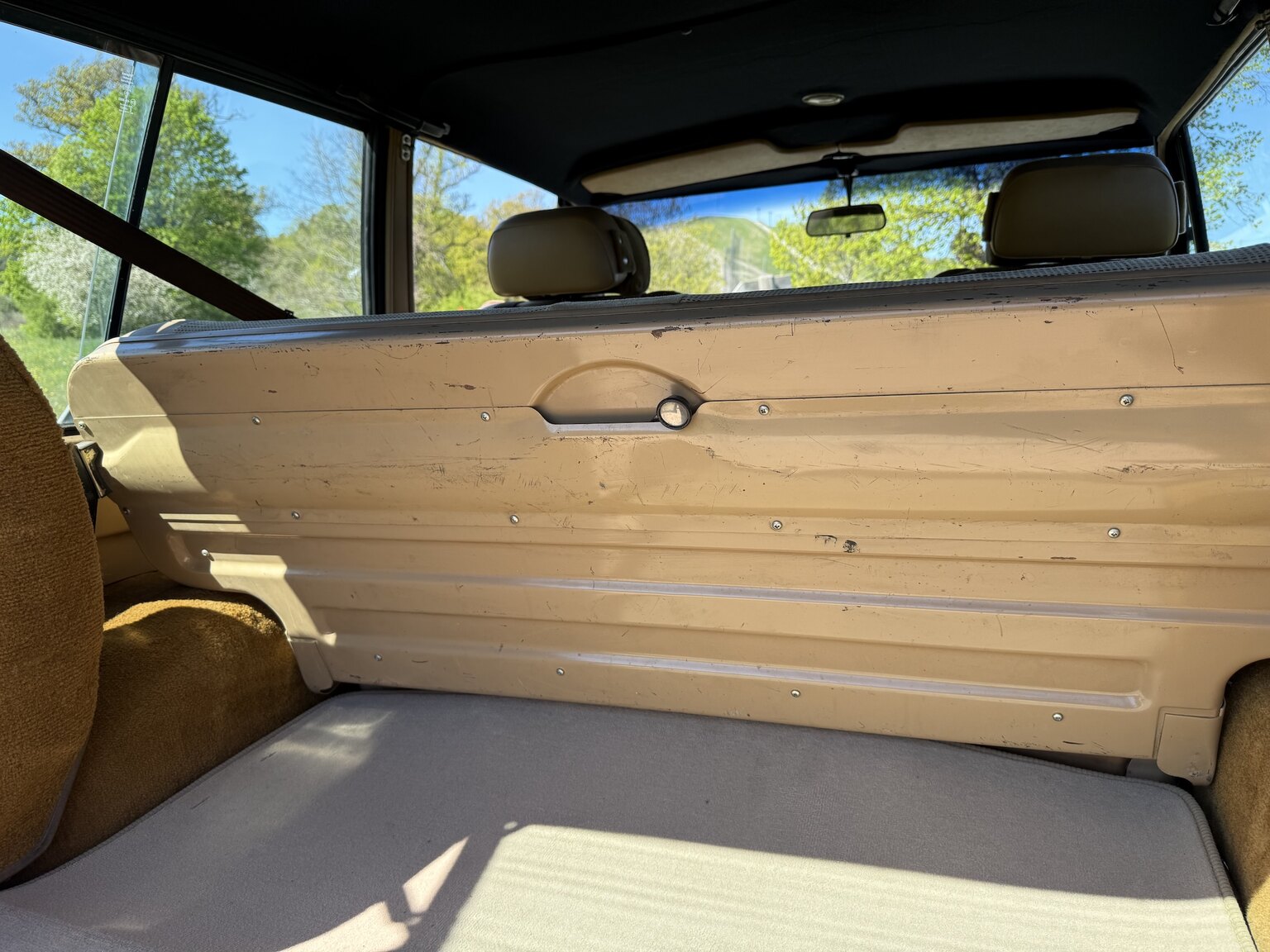 Interior image of 1985 Land Rover Range Rover 3.5 V8