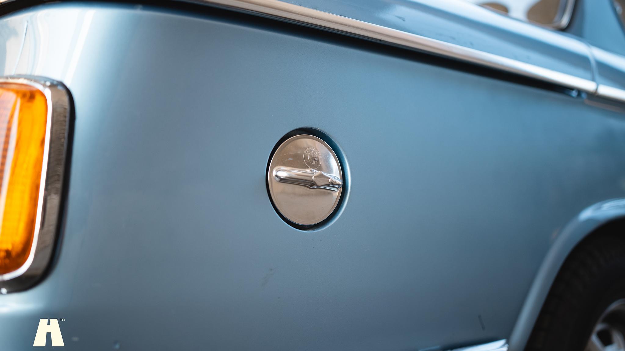 Exteriörbild på 1974 BMW 2002