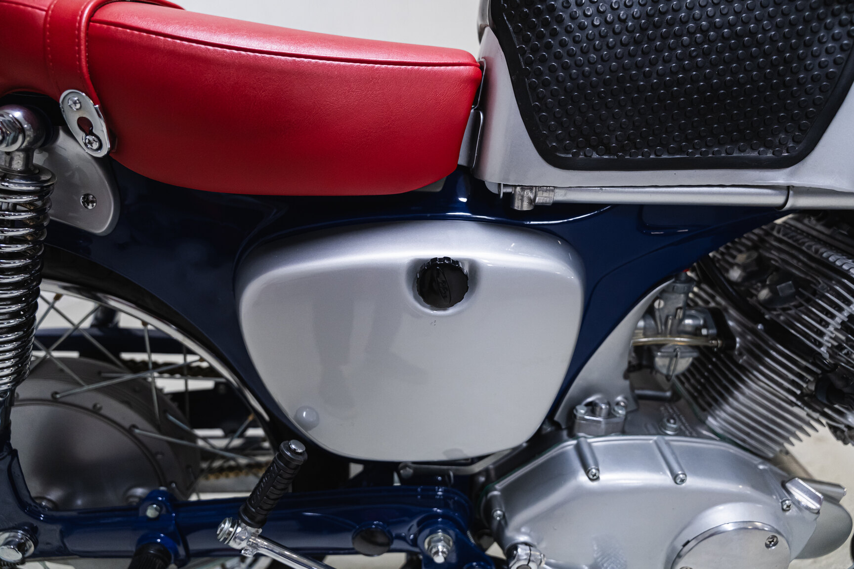 Exterior image of 1964 Honda CB92