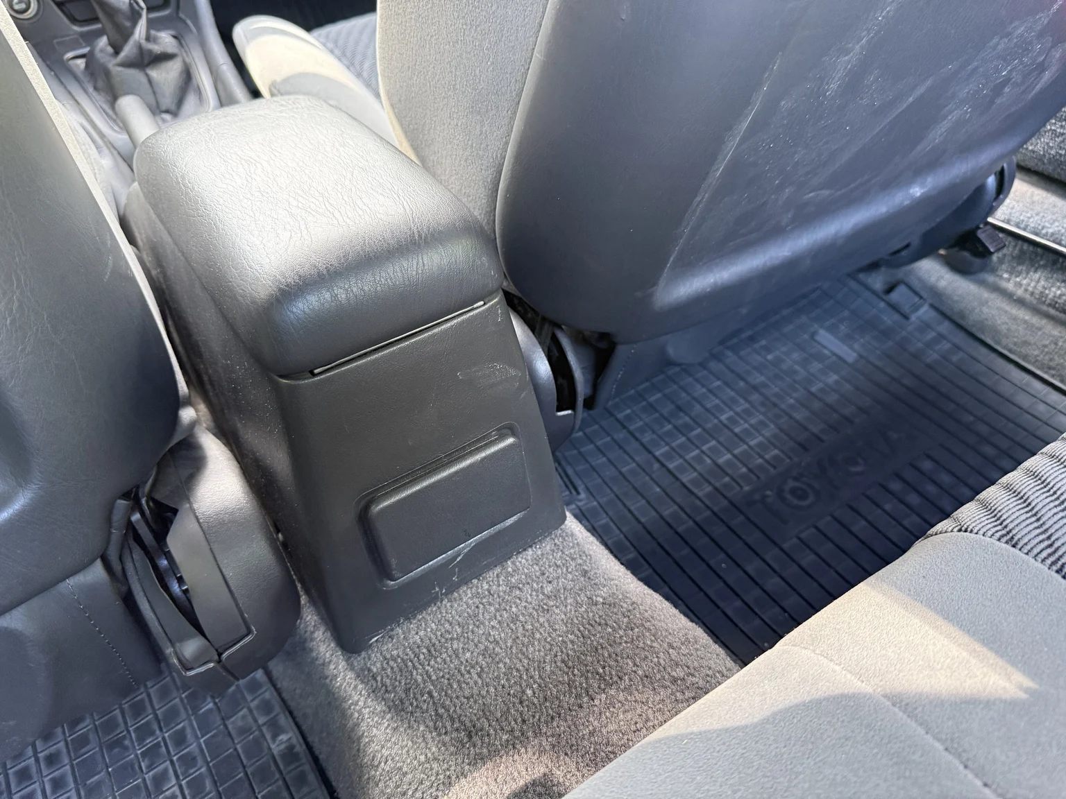 Interior image of 1990 Toyota Celica (37)
