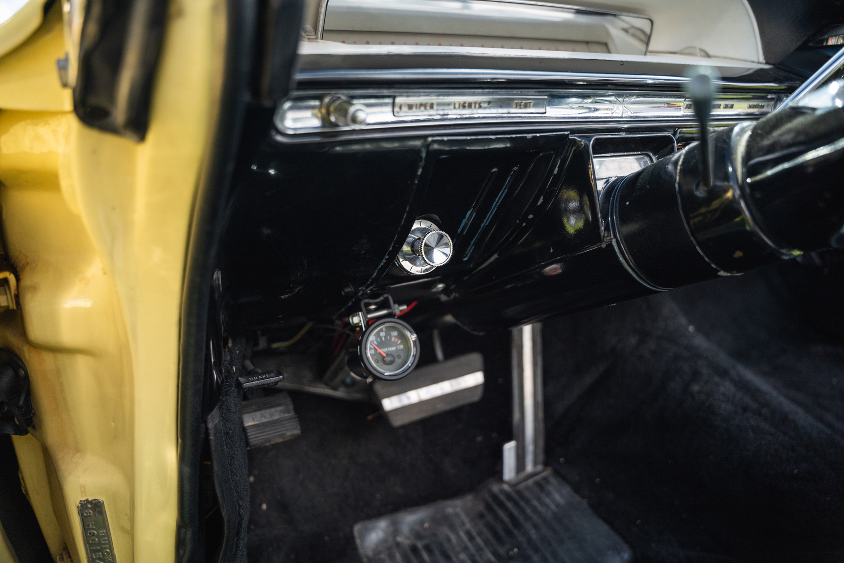 Innenraumfoto von 1961 Buick Electra 225 cab