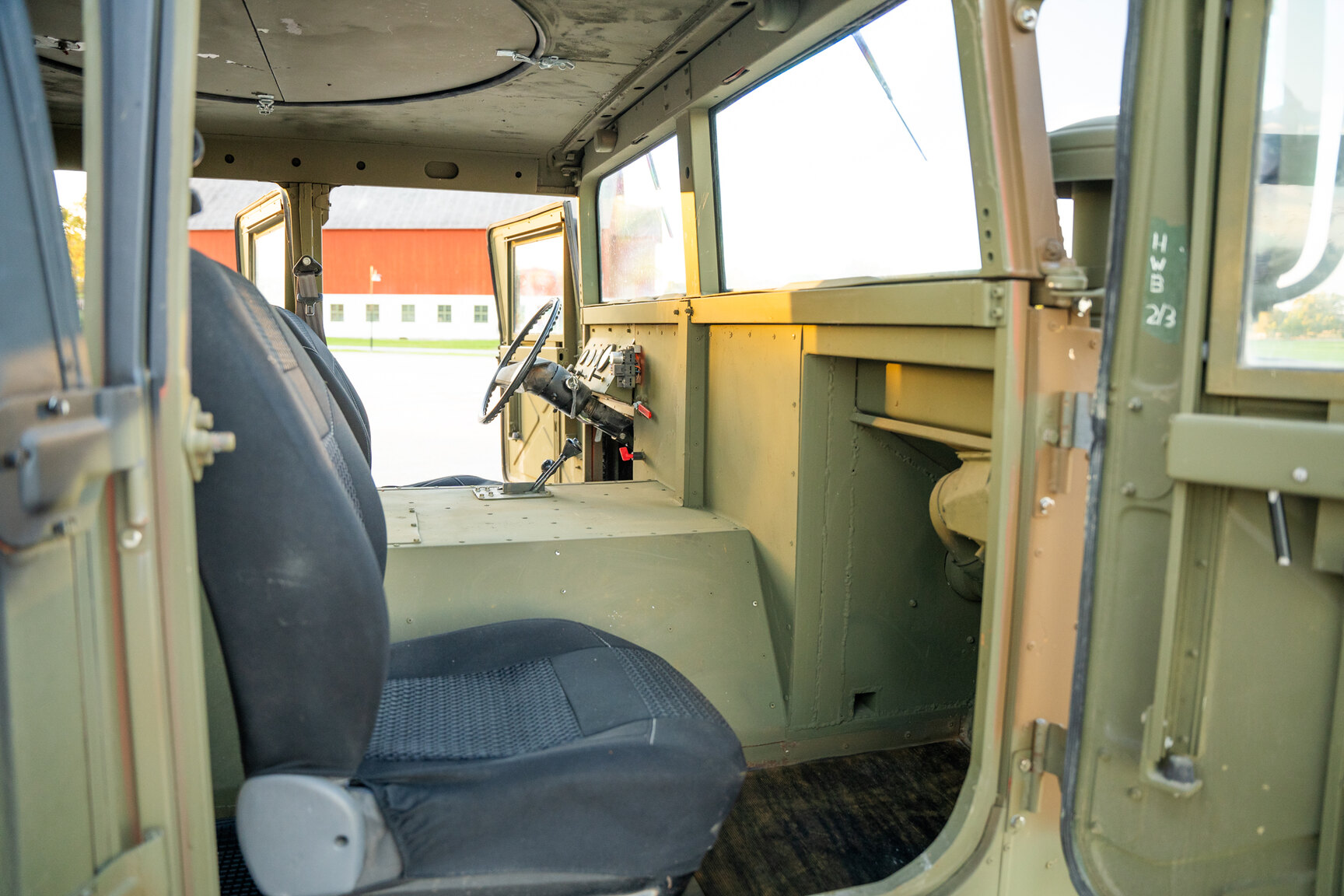 Innenraumfoto von 1987 Chevrolet/Humvee H1 Slantback