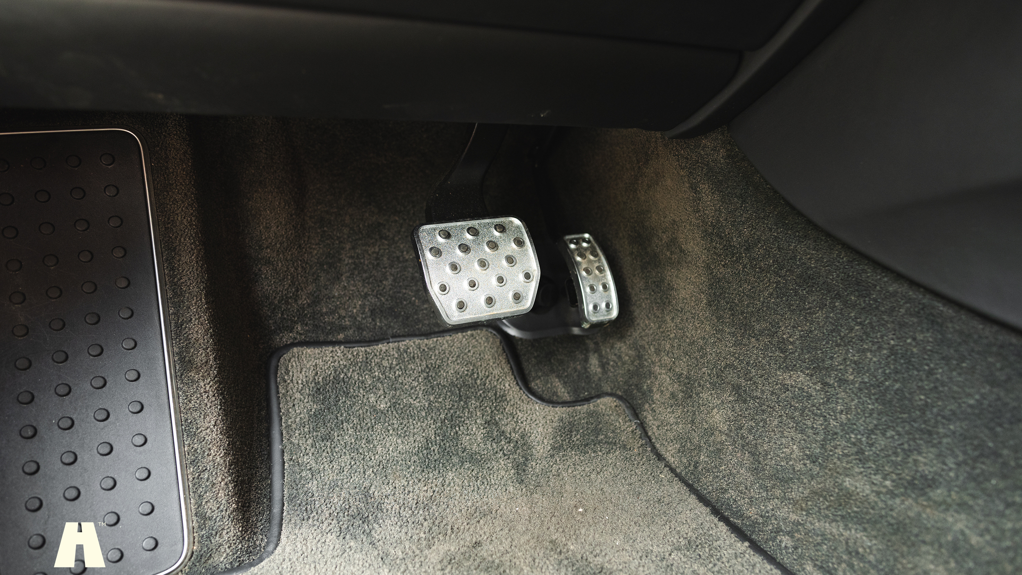 Innenraumfoto von 2013 Bentley Continental GT V8 (68)