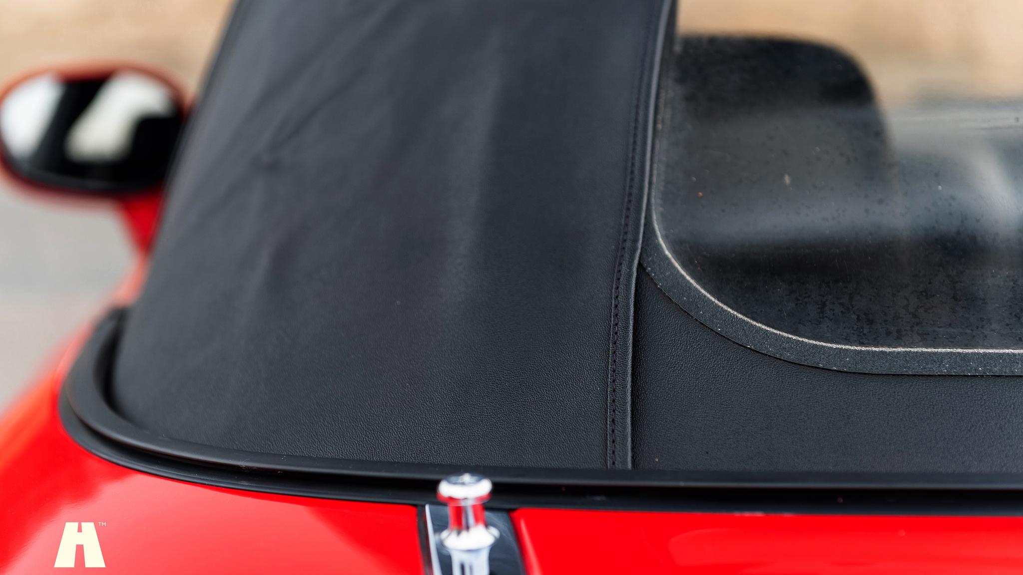 Exteriörbild på 1997 Mazda MX-5 (16)