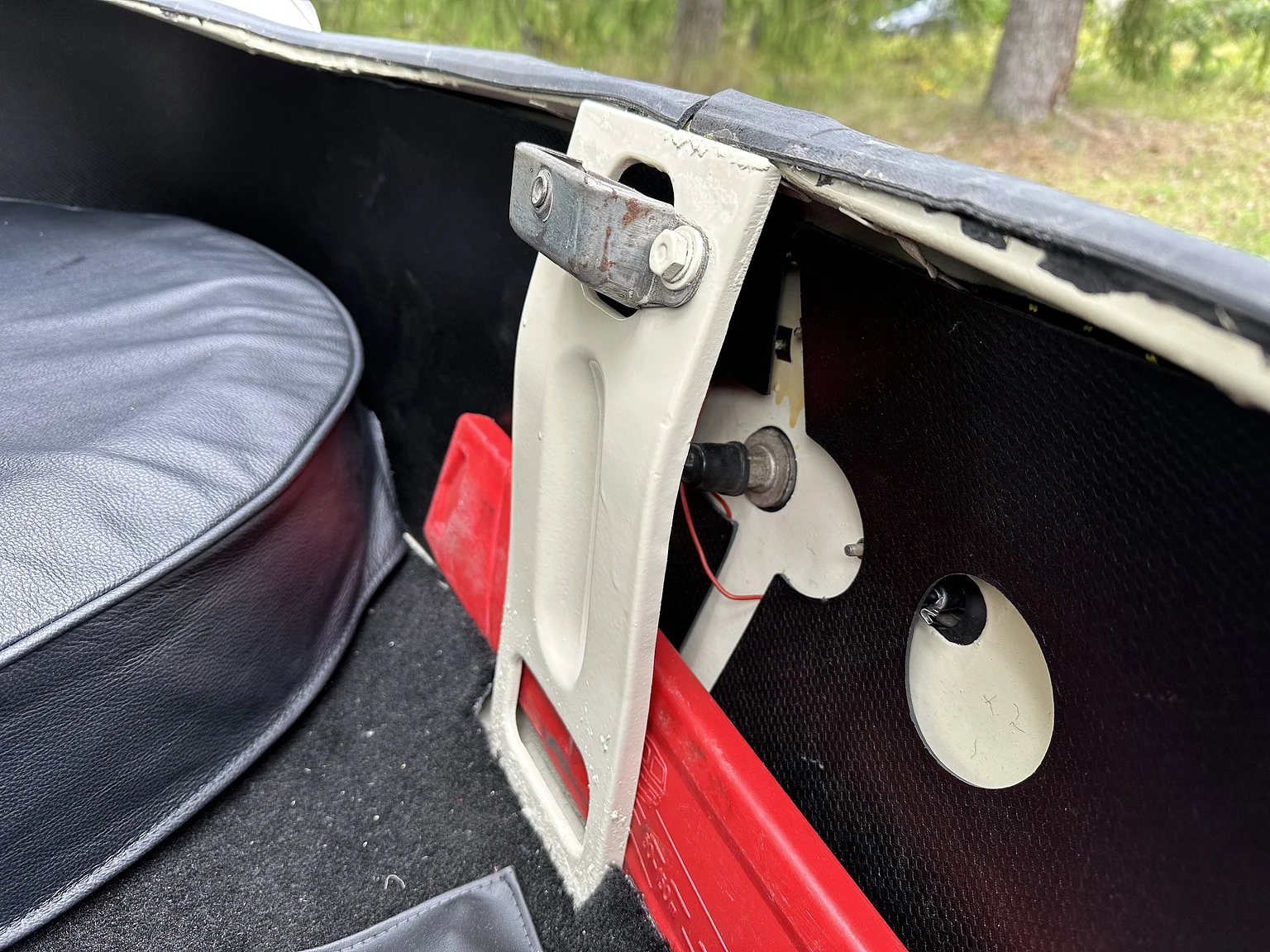 Exterior image of 1964 Volvo P1800S (33)