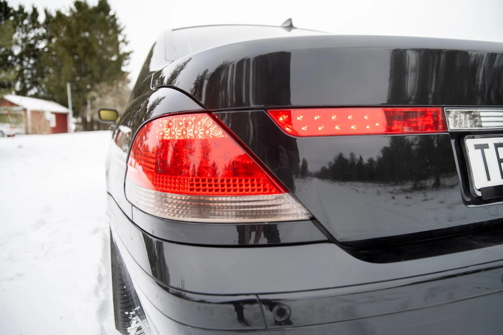 Exteriörbild på 2002 BMW  745 iA (23)